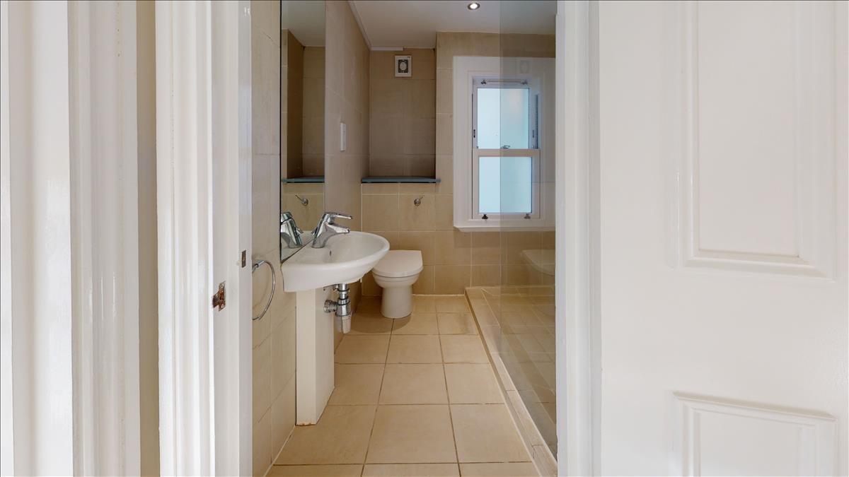 Property Image e9319340-8d95-4a13-bd92-f1983f292dff