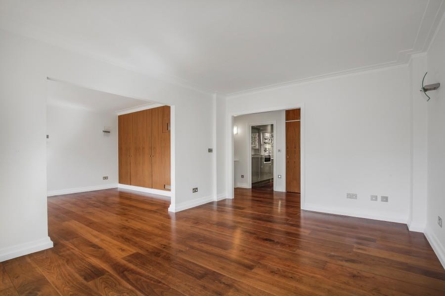 Property Image e93207f3-561a-442f-9cff-19621671c6c7