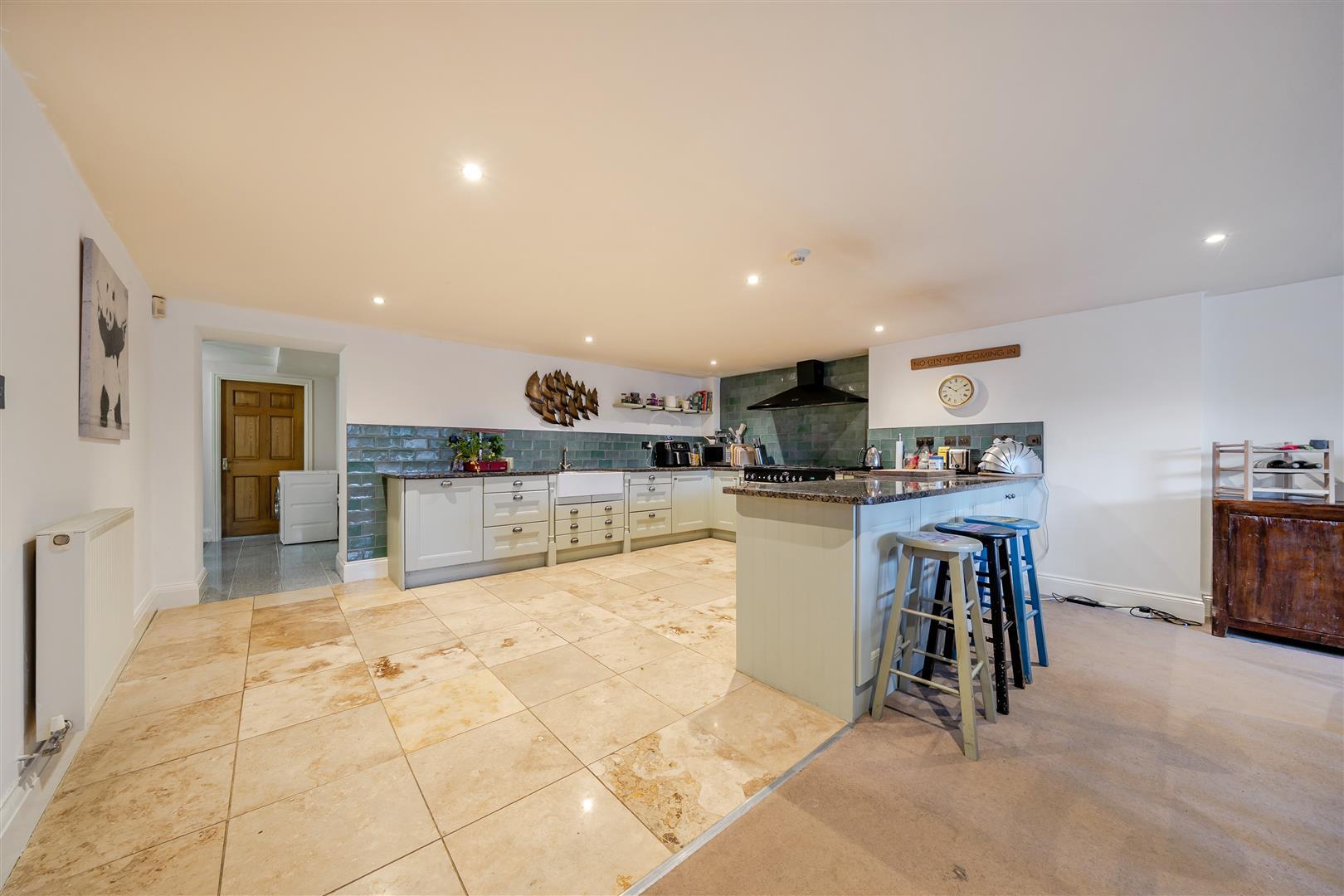 Property Image e935cacf-93c8-4ad4-b77b-e61c6666de87