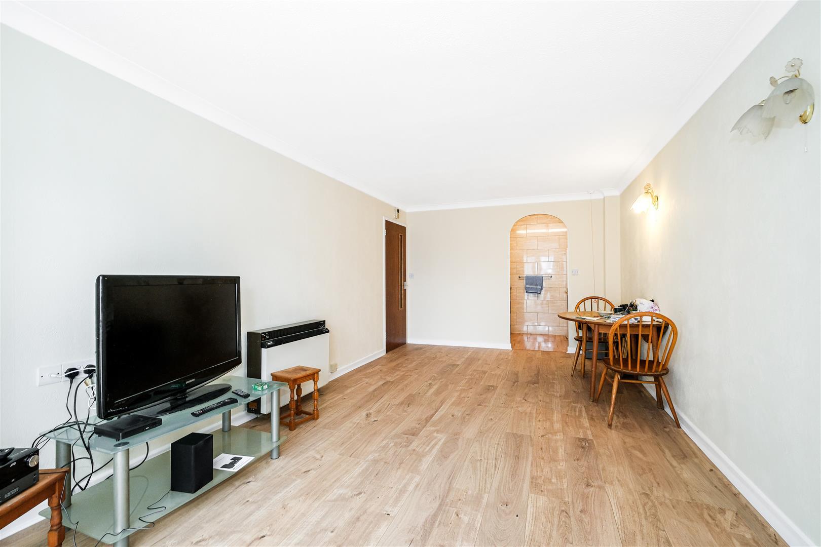 Property Image e9393459-f4b8-464f-b278-8d8fe6855011