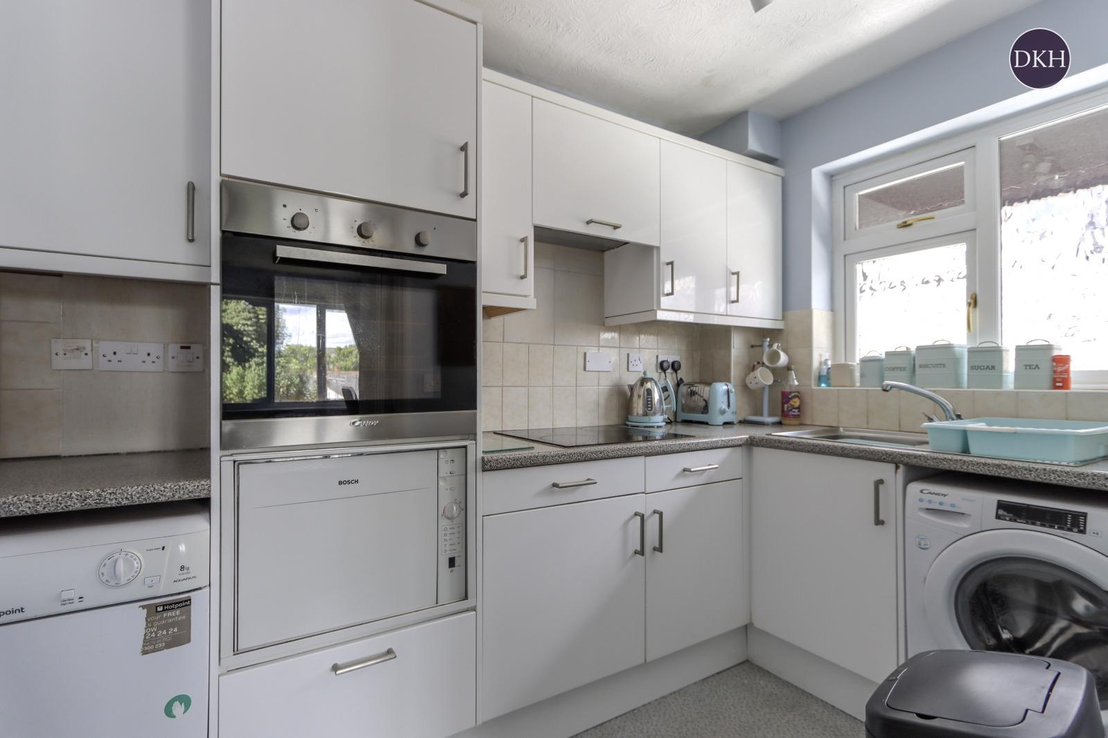 Property Image e93c6008-d4b3-45ec-b806-f5795f285c37