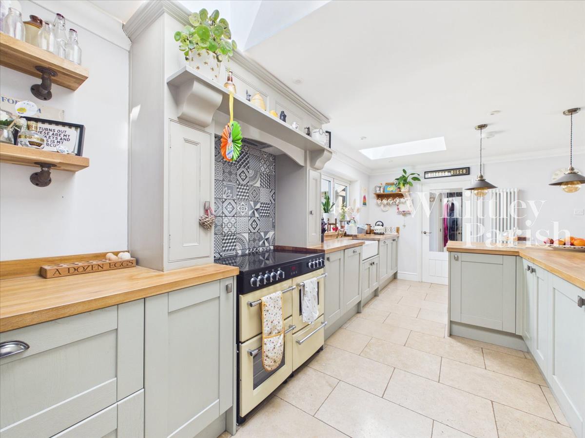 Property Image e93f2c5d-7431-43e8-8620-e76a917eb648