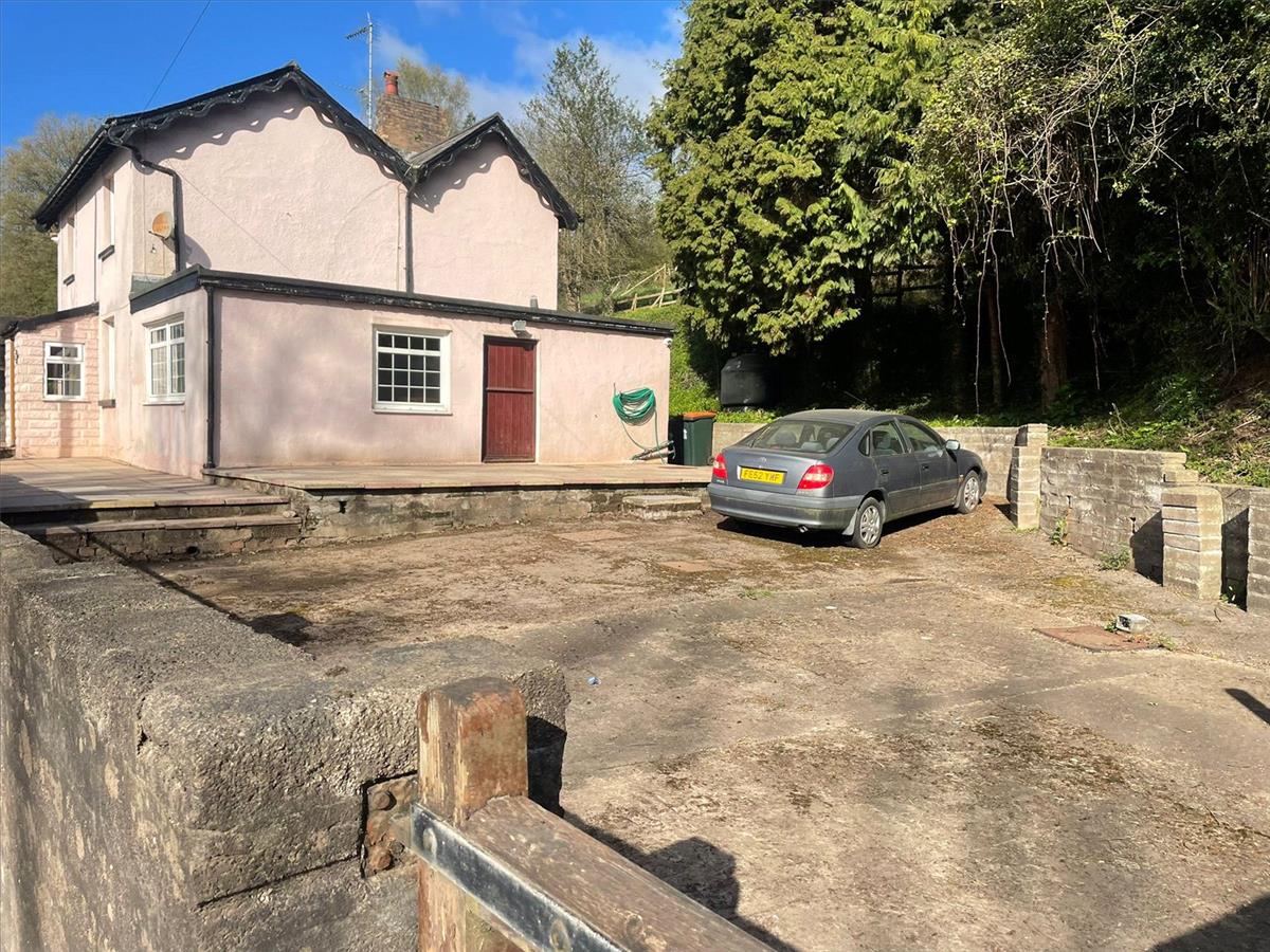 Property Image e9595d5b-796f-48ba-9ac8-d86a72d24967