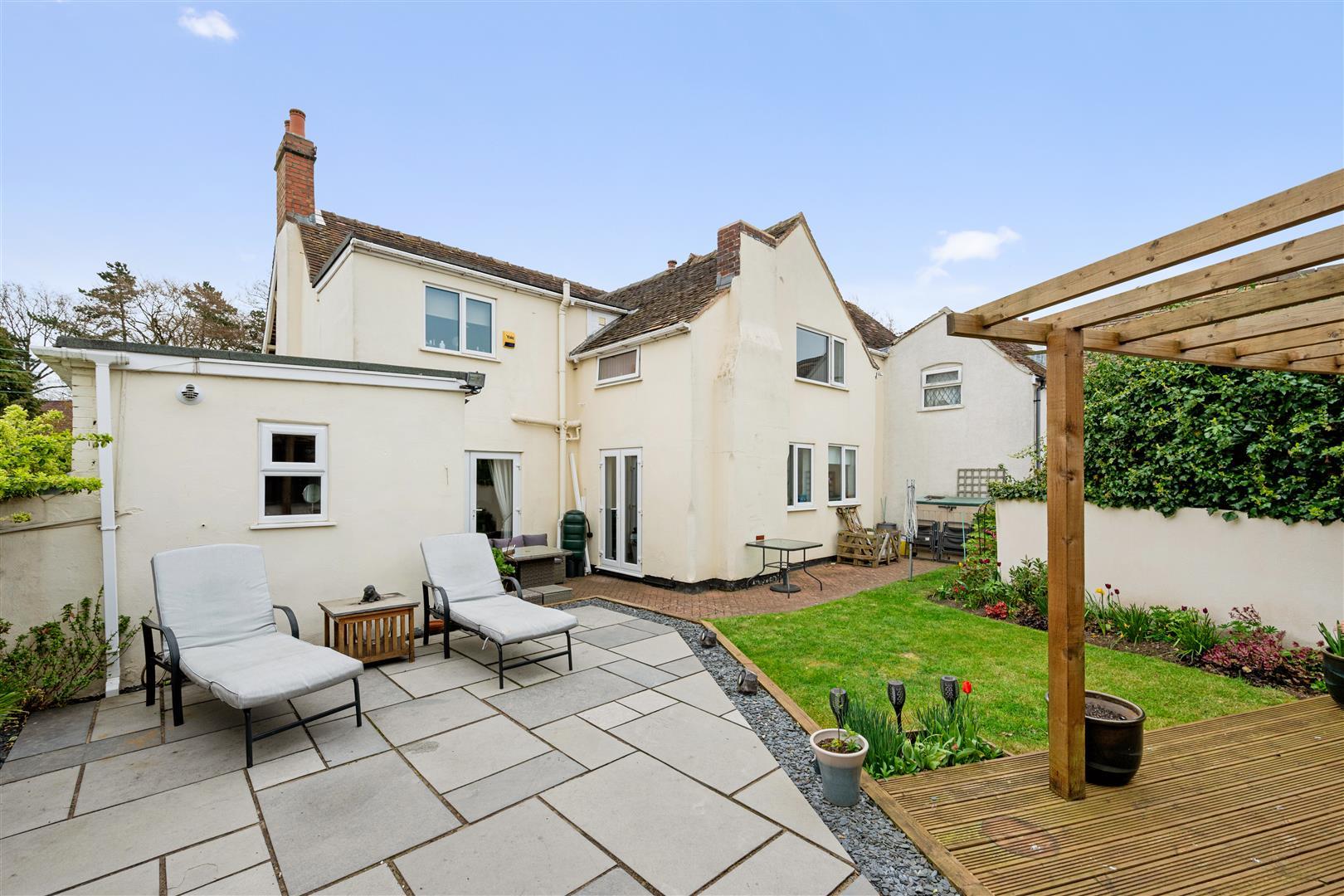 Property Image e9653044-e6ba-4208-b6cd-60aa3e1b6f36