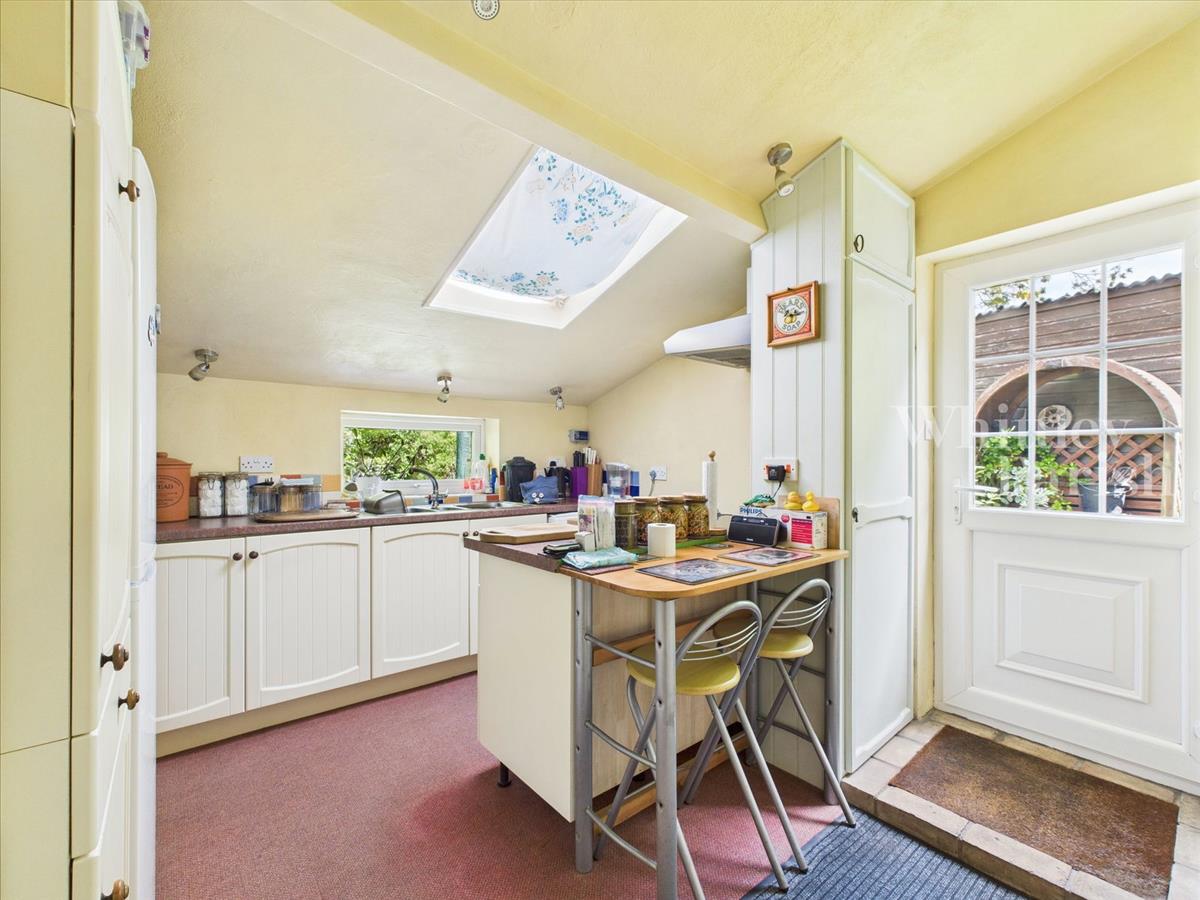 Property Image e97042a4-97cd-4659-b7ea-2735da1c9dd6