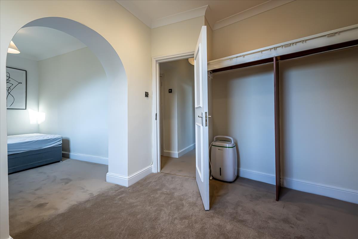 Property Image e9859d97-c253-44cd-8a9b-ef7fbbdba9ae