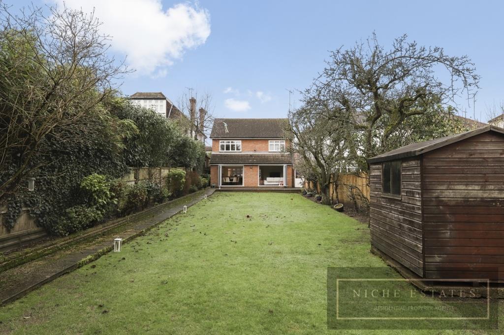 Property Image e9952001-6094-4bec-93f4-06ba824f80ff