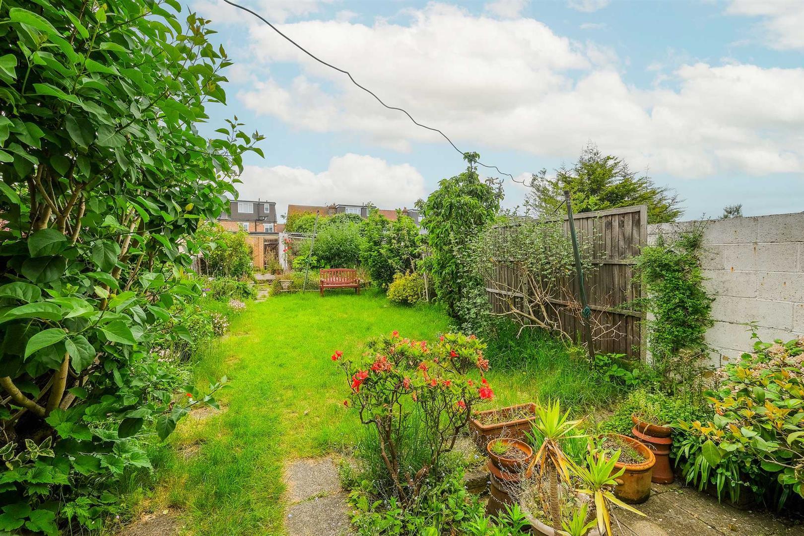 Property Image e99f1e3d-1517-4f6f-af81-b899be6f1943