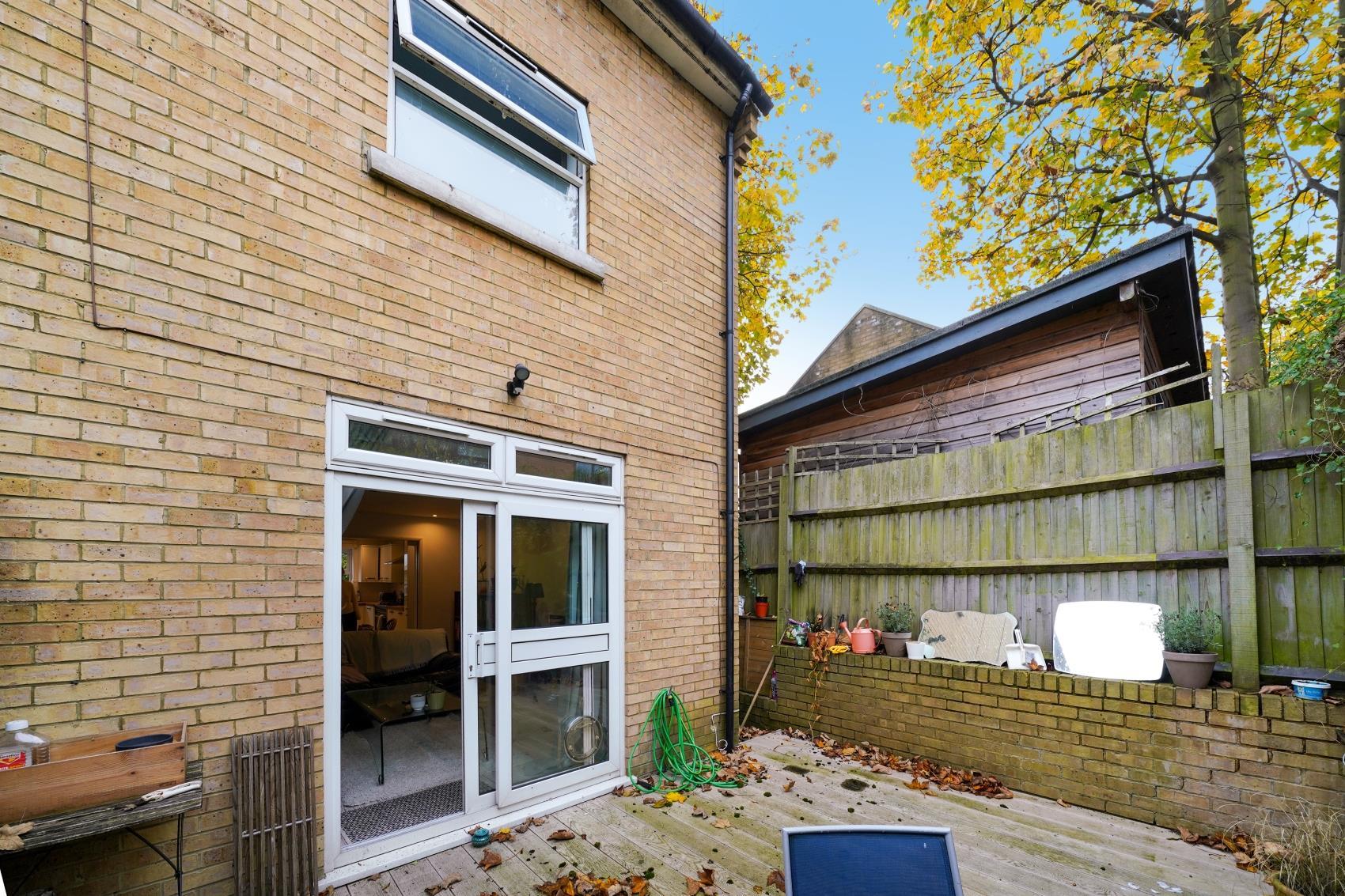 Property Image e9a0d1bb-f2cc-4f27-b60b-69307e91aeeb