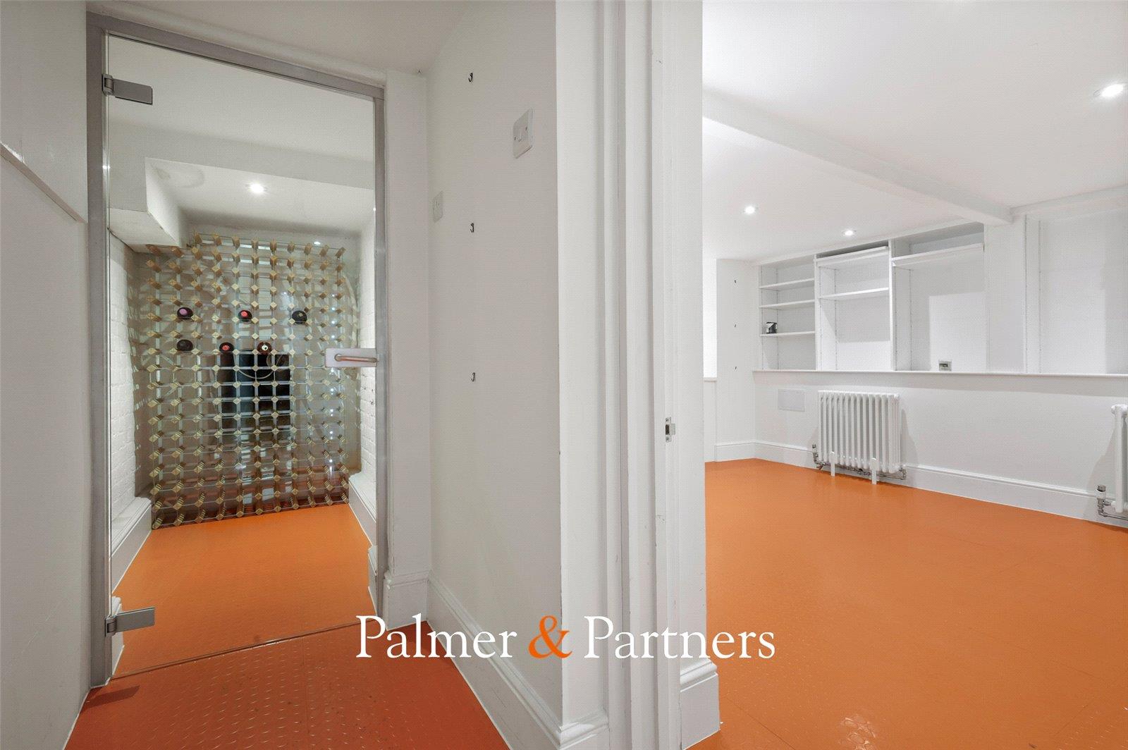 Property Image e9a9848f-8b95-4296-ab31-747358be61d3
