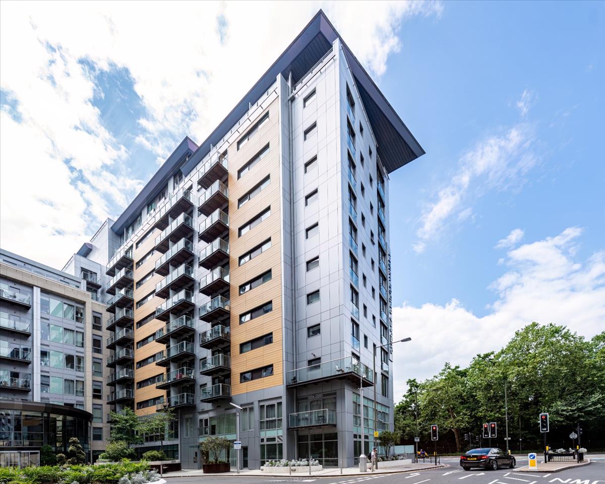 Property Image e9b0903c-9c1a-4300-b931-832ecb818fb2