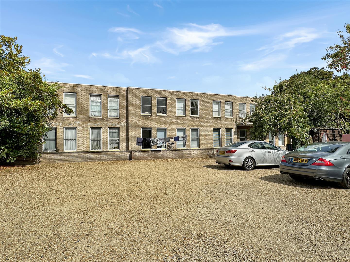 Property Image e9b137f9-7f2f-46d4-85d7-8a02354de5c8