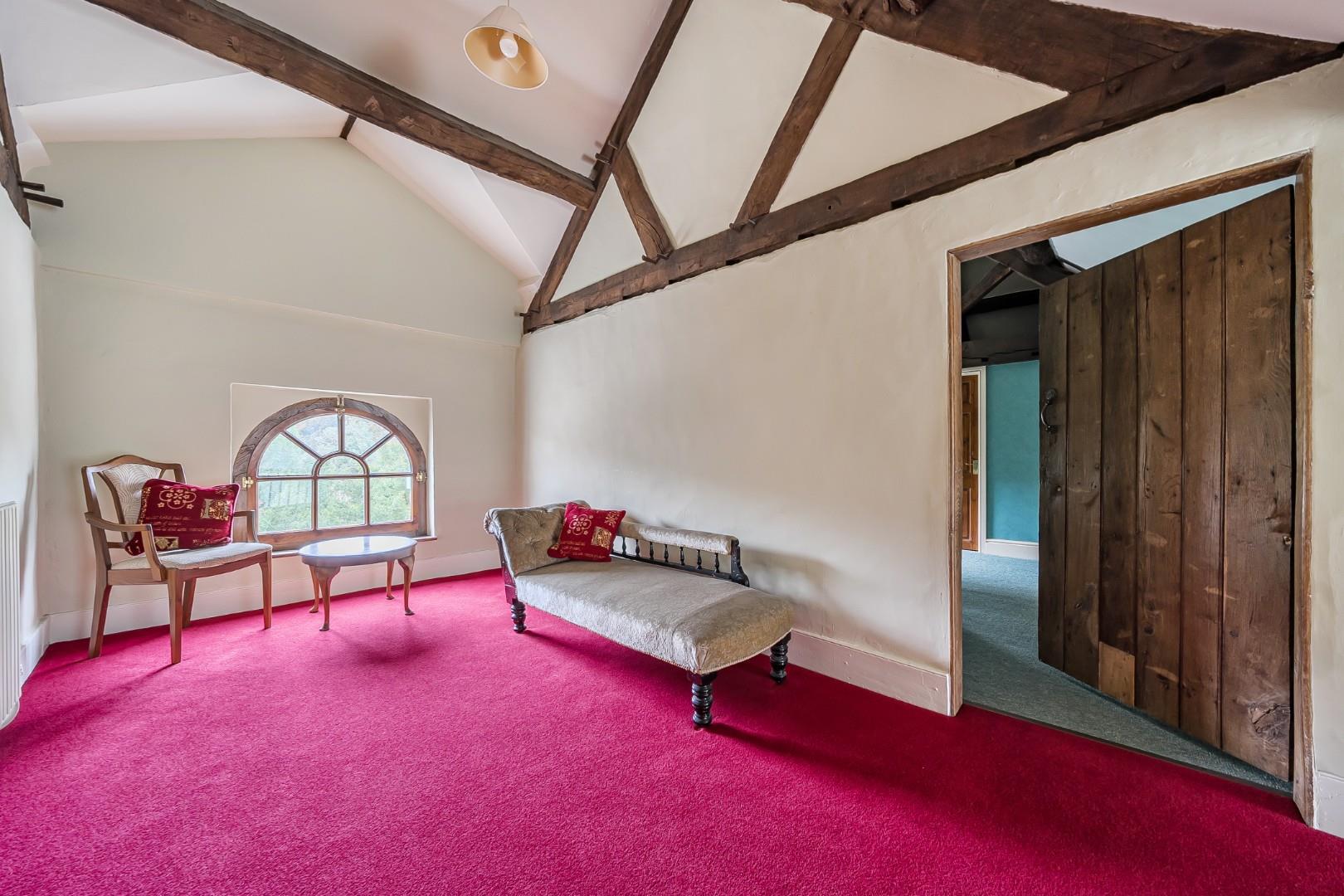 Property Image e9b9cf6c-83c7-4b62-97f9-4f180ef8b7a0