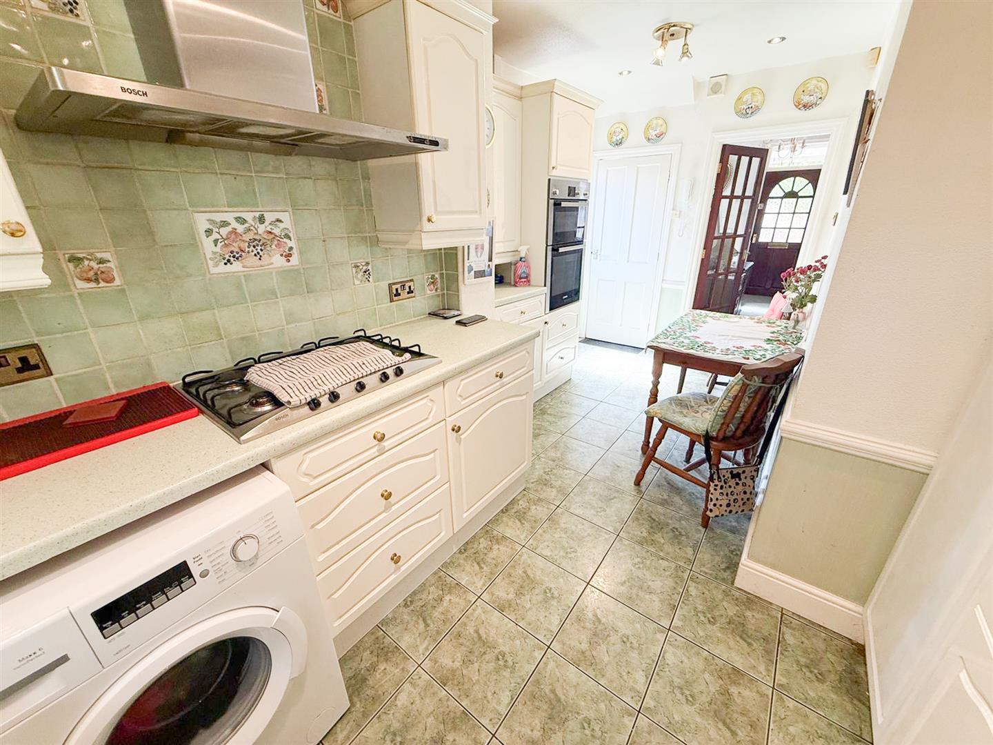Property Image e9bbbf33-9d81-4788-9a1c-8a44ec9e11d0