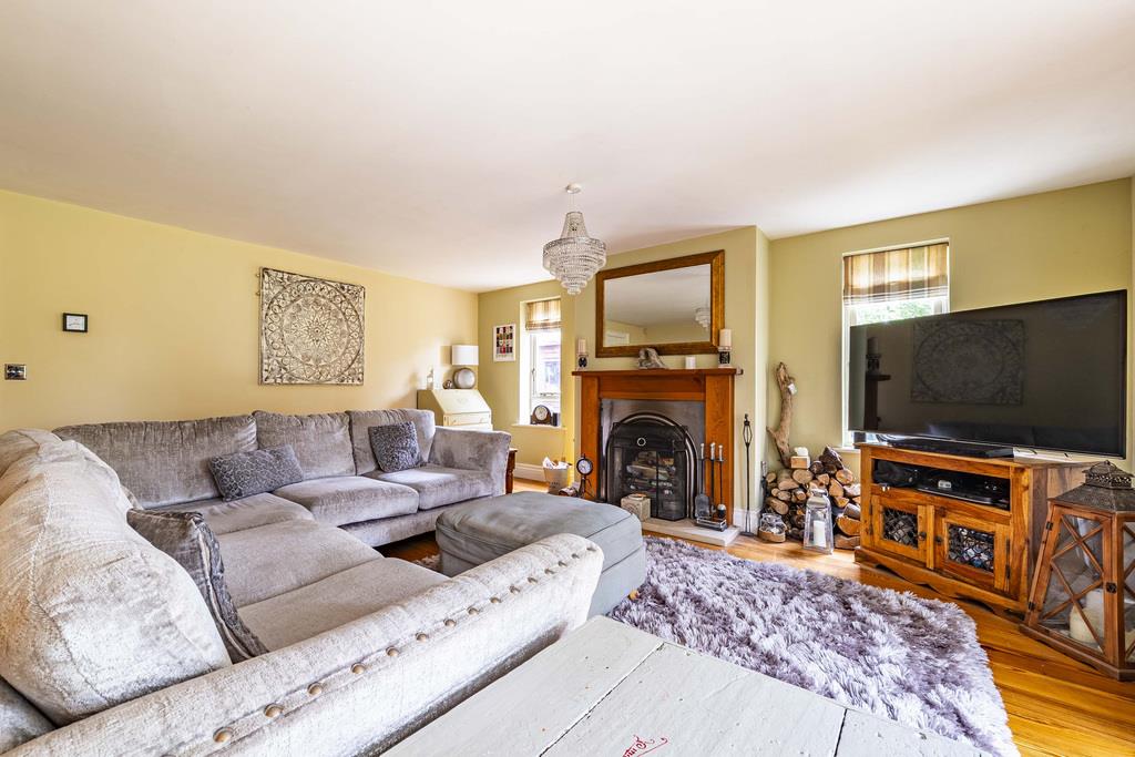 Property Image e9c83225-4267-4baf-81f1-839e00c4a303