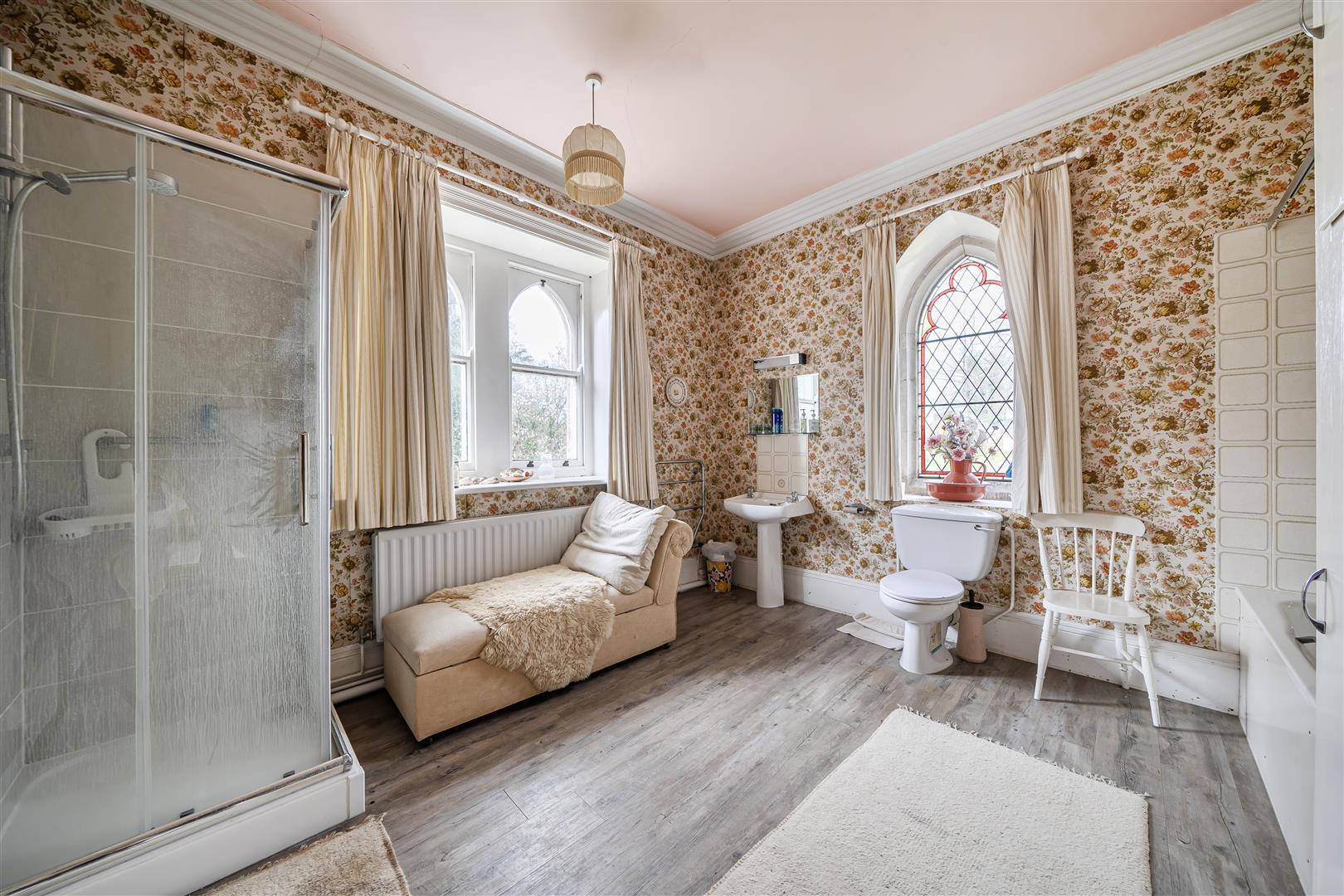 Property Image e9dad450-c276-4a8f-b2f6-c9c89a5841b2