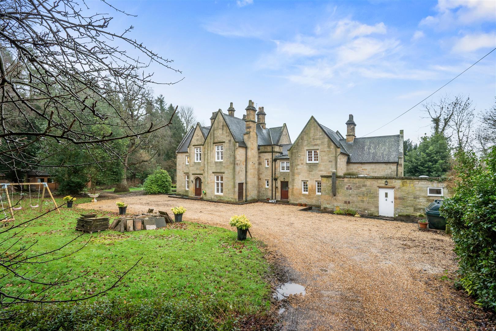 Property Image e9ddb380-dd76-4b29-8d7d-25426e8fd373