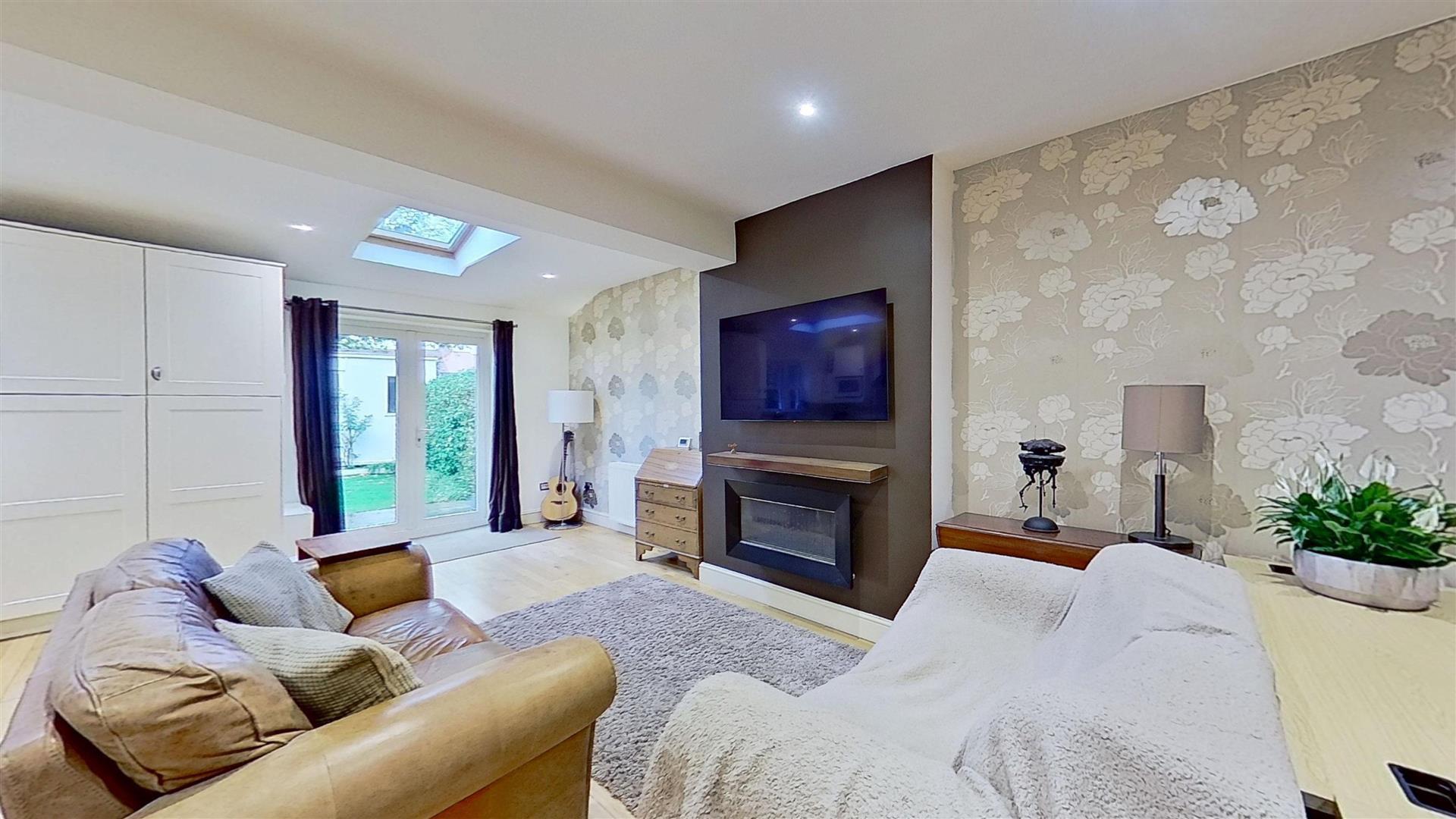 Property Image e9edfe7f-f98f-4df6-9975-4a8355c83211