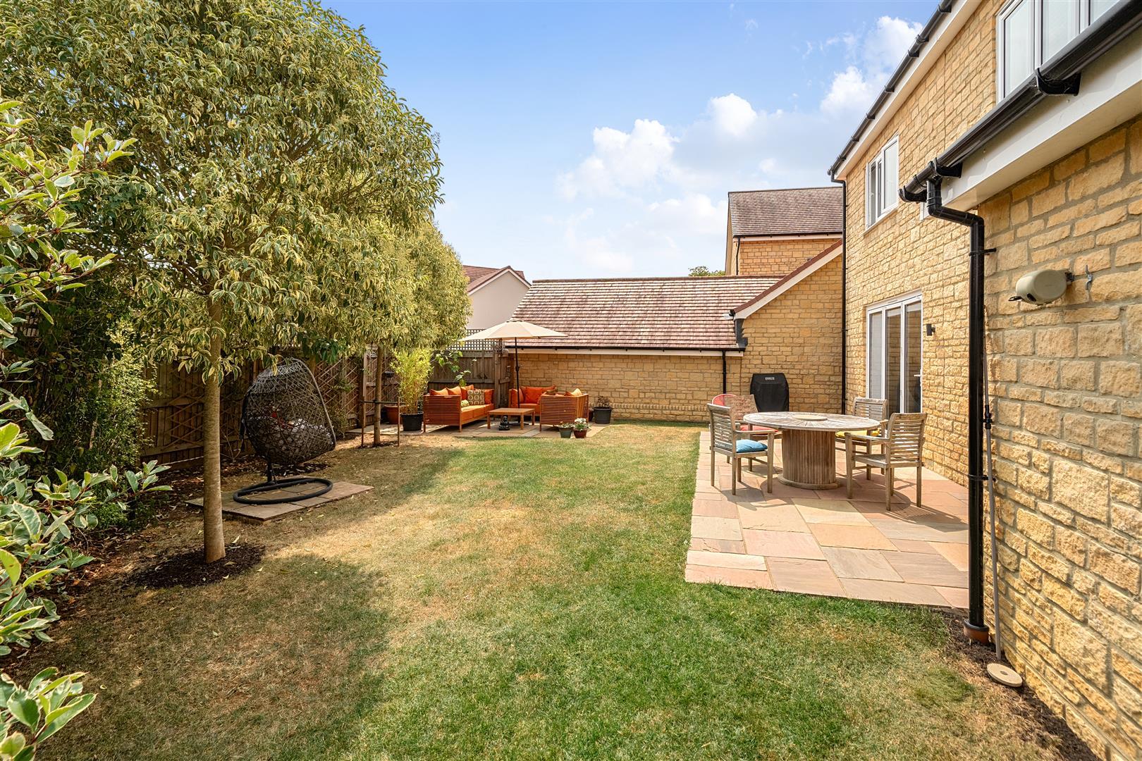 Property Image e9ef4df0-ae85-4886-913c-443c8bdc3f64