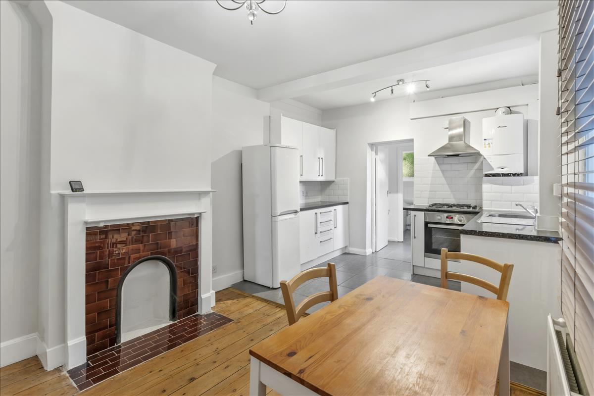 Property Image e9f3b518-640b-400d-a3a5-cbb350125ca8