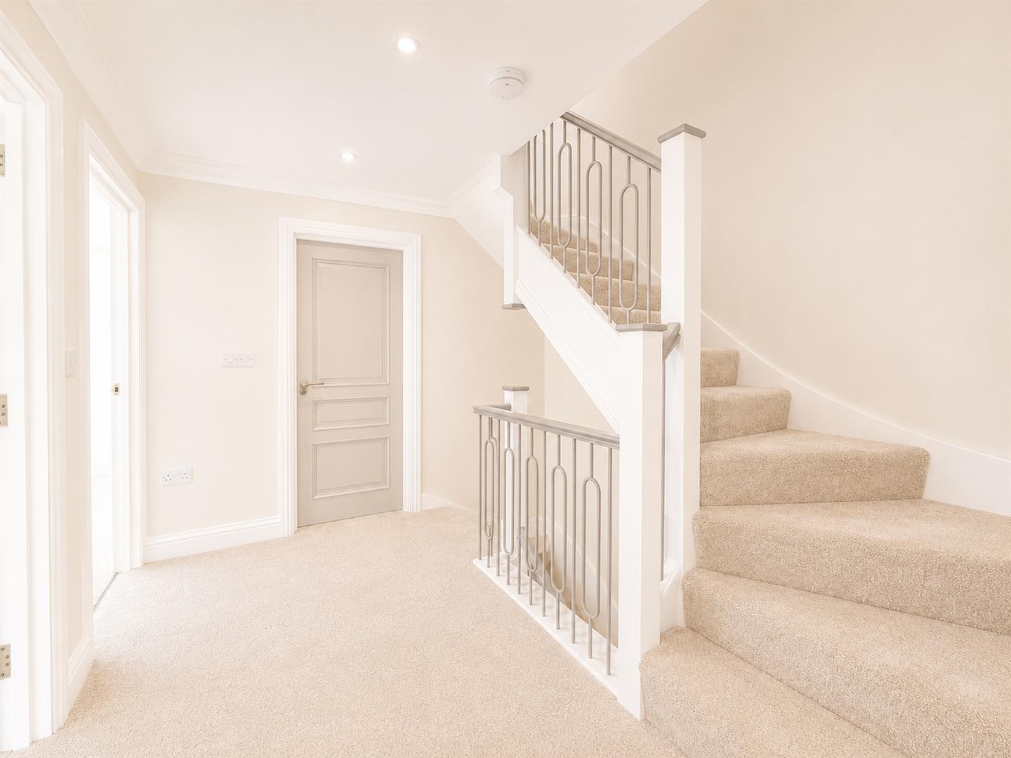 Property Image e9f87a62-40a5-4bb3-a7e9-fa3ff7e5bbc9