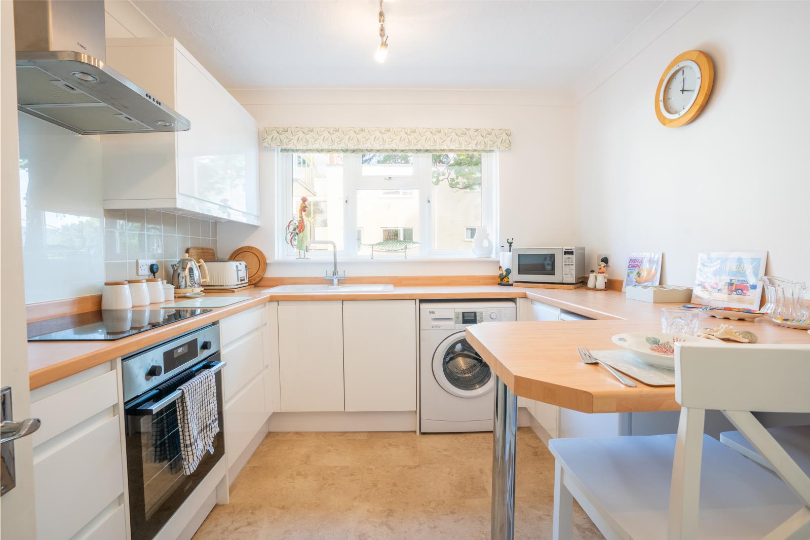 Property Image e9fd2a38-dcdd-46d6-b497-266705457b5d