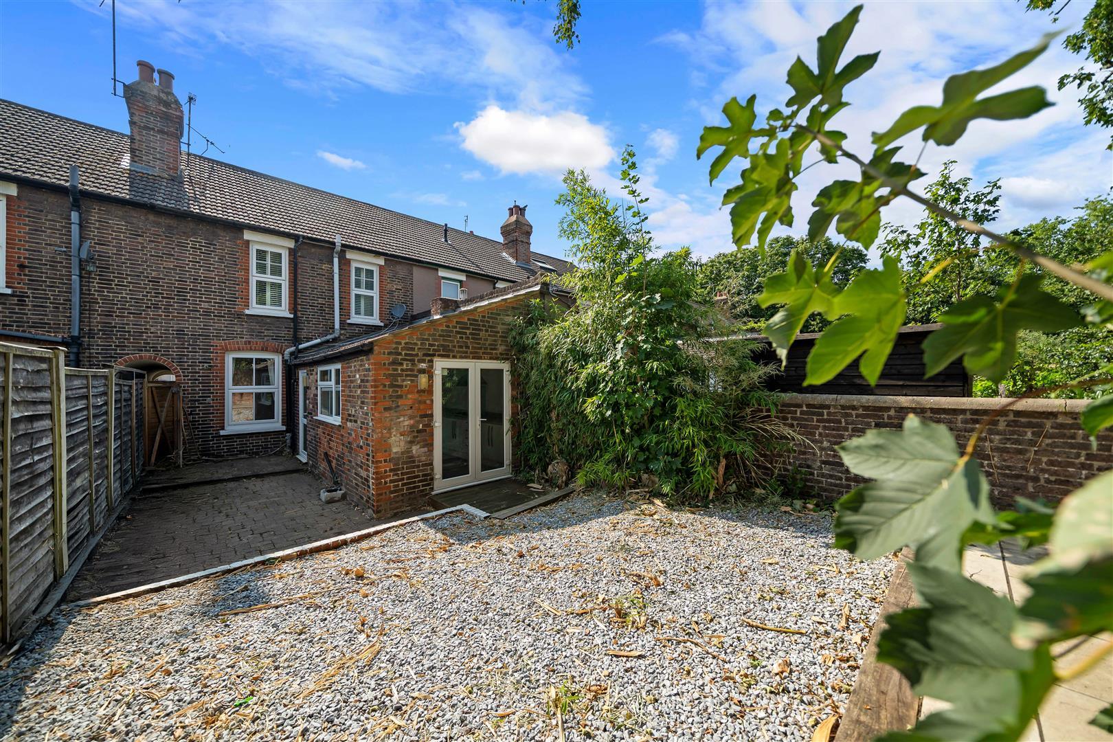 Property Image ea198699-f9fd-46ab-b561-569388992348