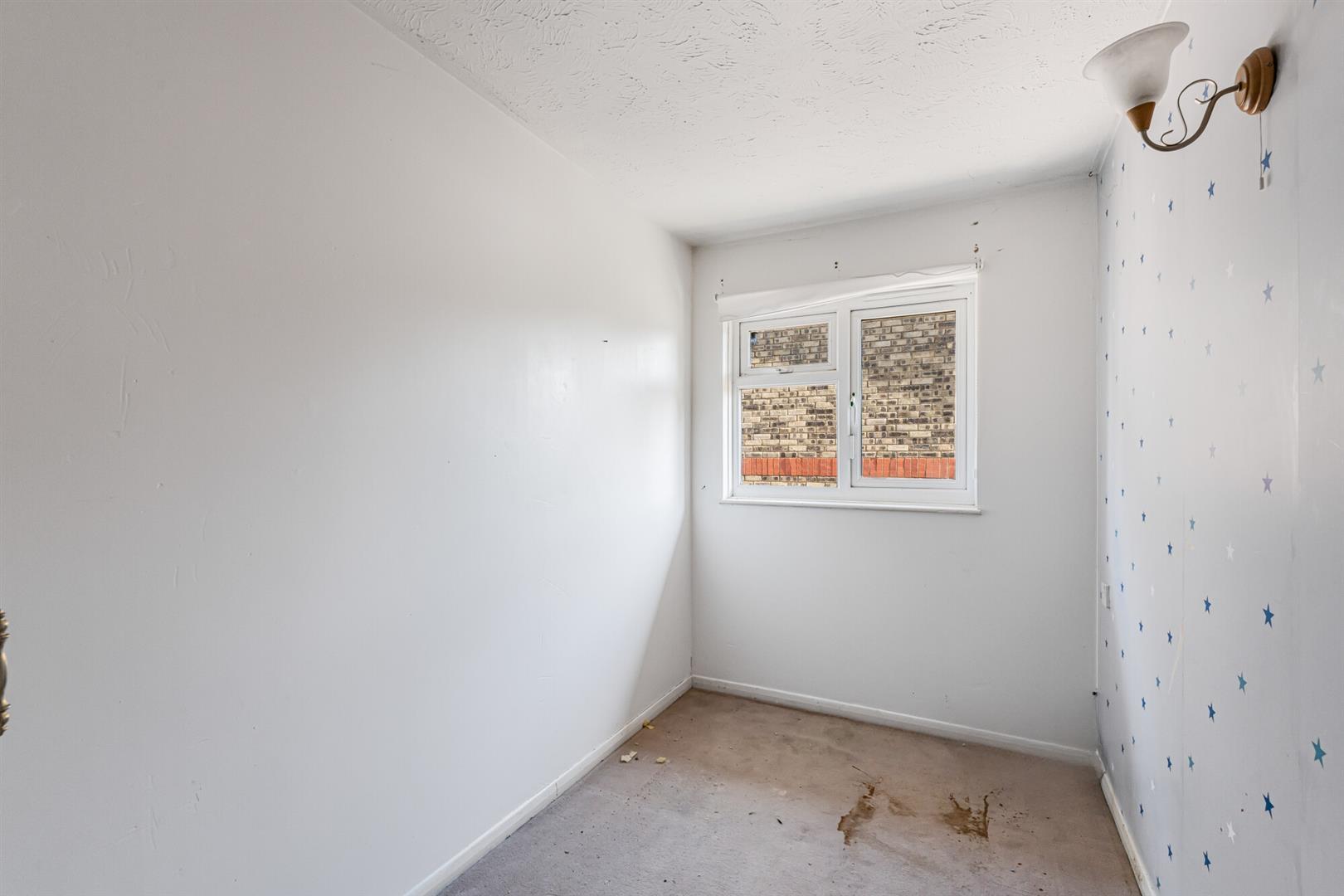 Property Image ea1d4f35-66af-42a0-9e5f-25e8b88dd422
