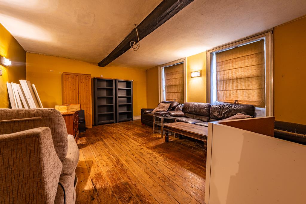 Property Image ea1e6da4-d40f-49d3-94ef-3a9b7623d6e4