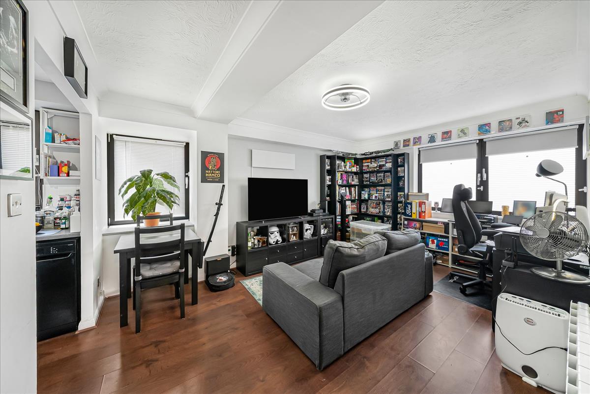 Property Image ea21aaff-955e-489c-baa7-8ffb2442c423