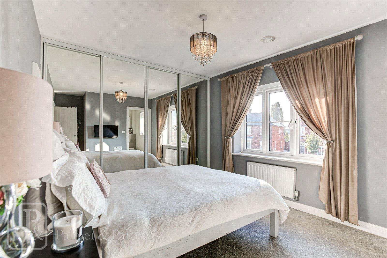 Property Image ea2be4d5-2ff2-4c10-824b-8c6df38132df