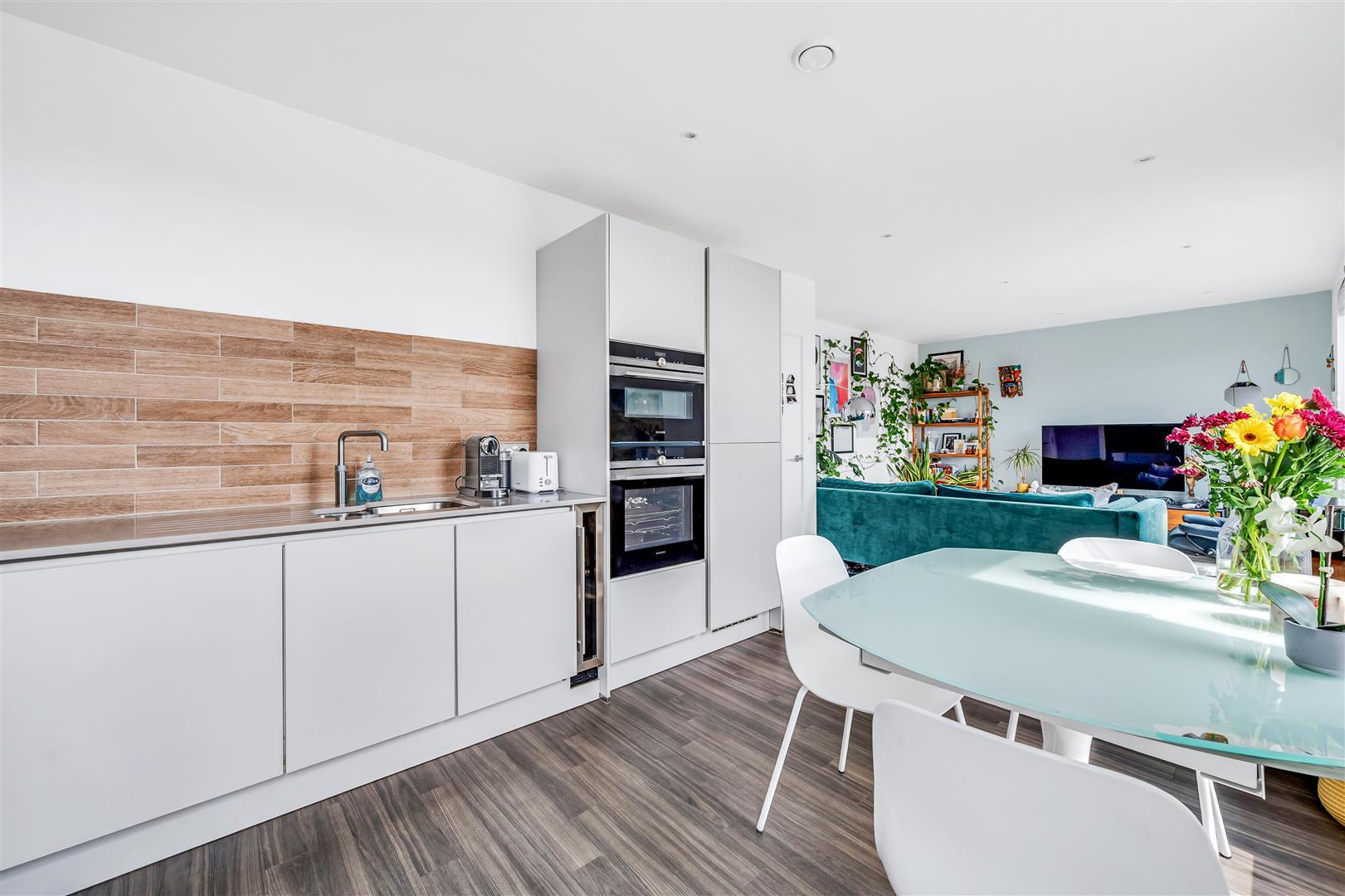Property Image ea30c1f1-3395-42ab-820f-aaadec51c4b2