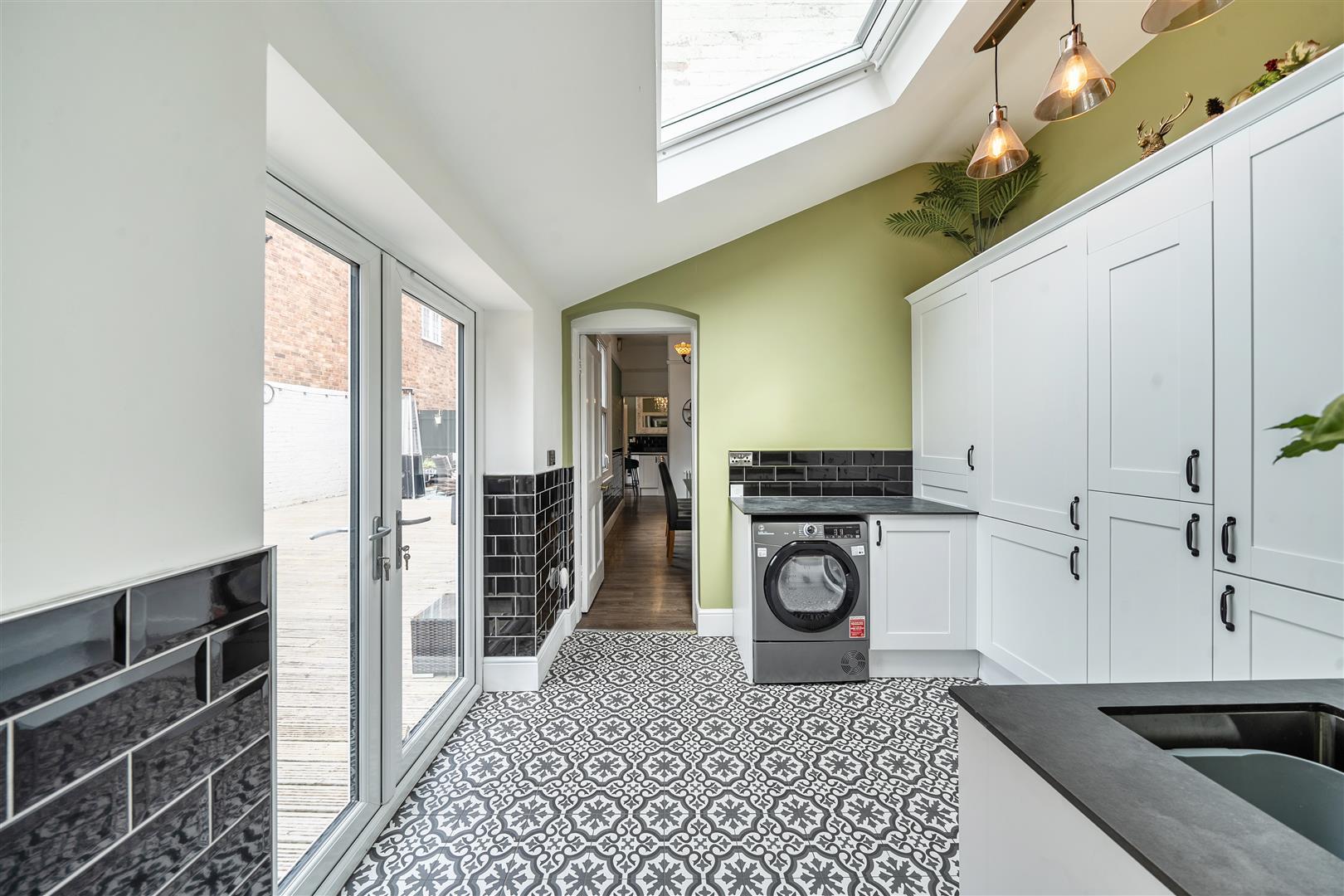 Property Image ea37fe3a-62c8-4ac8-9dc4-d52c9cfae826