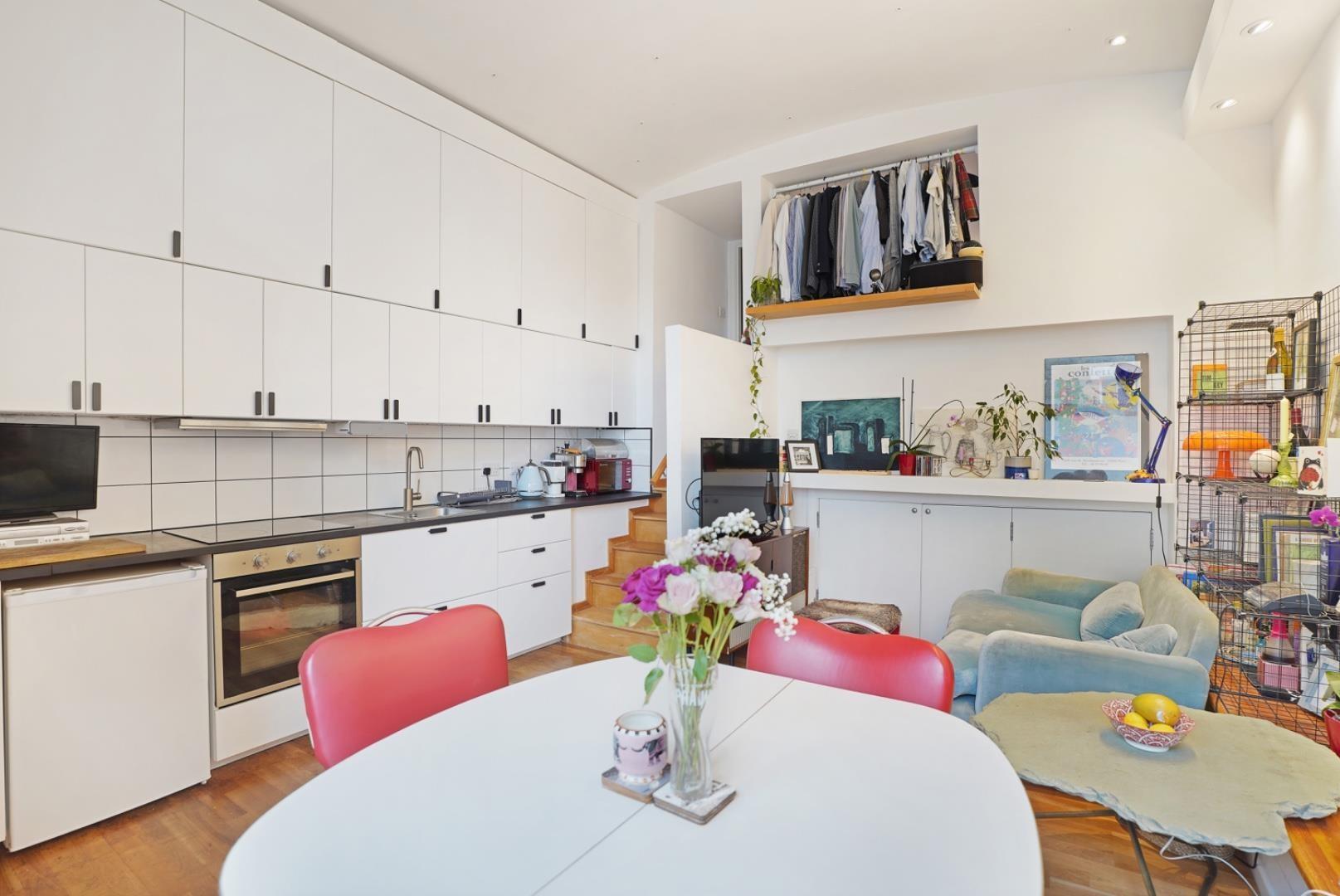 Property Image ea3c6a9b-a074-40bb-aed2-8be8f017375c