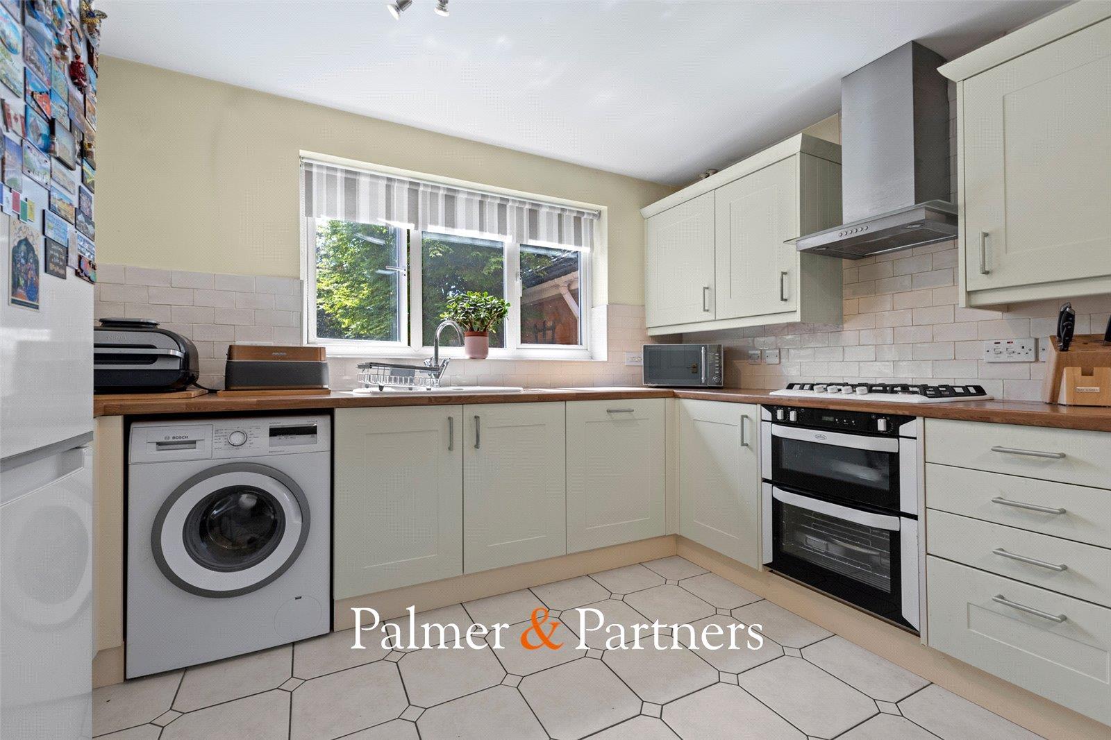 Property Image ea423704-cc49-48d5-b3a9-15a41a71d5d2