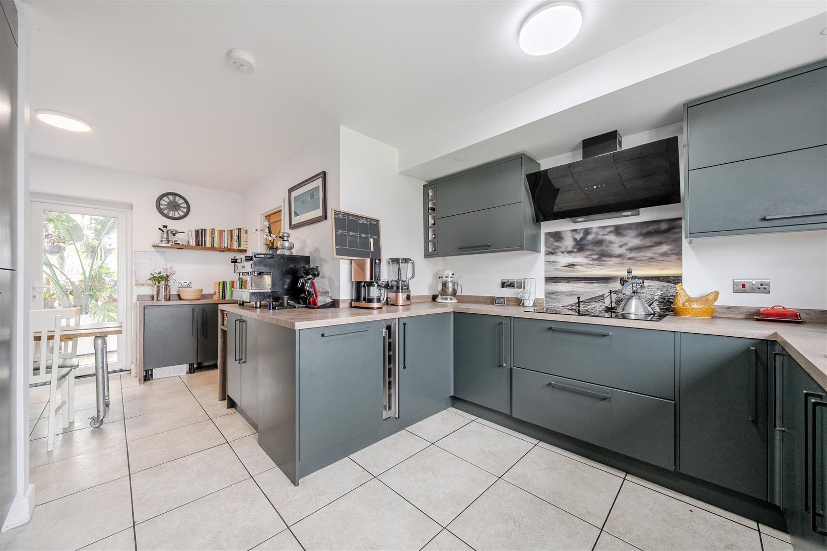 Property Image ea439f8f-52ec-4227-86a6-2a2304552b9e
