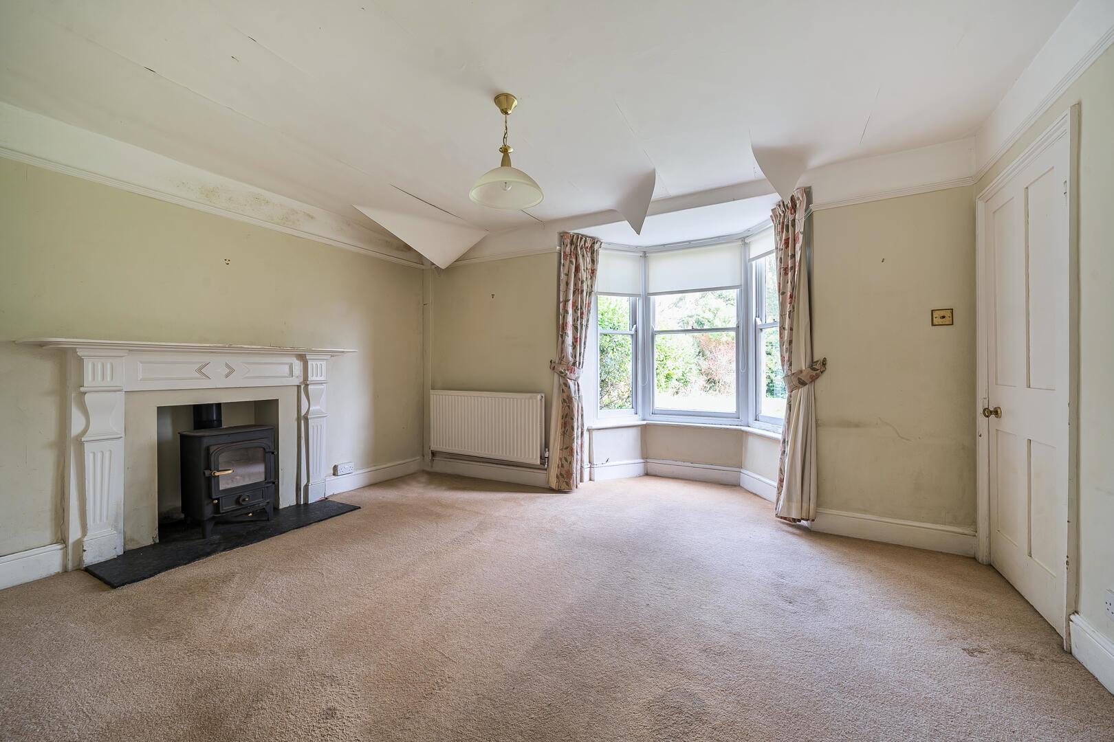 Property Image ea51f4a3-42f0-46ce-8822-d8619194f196