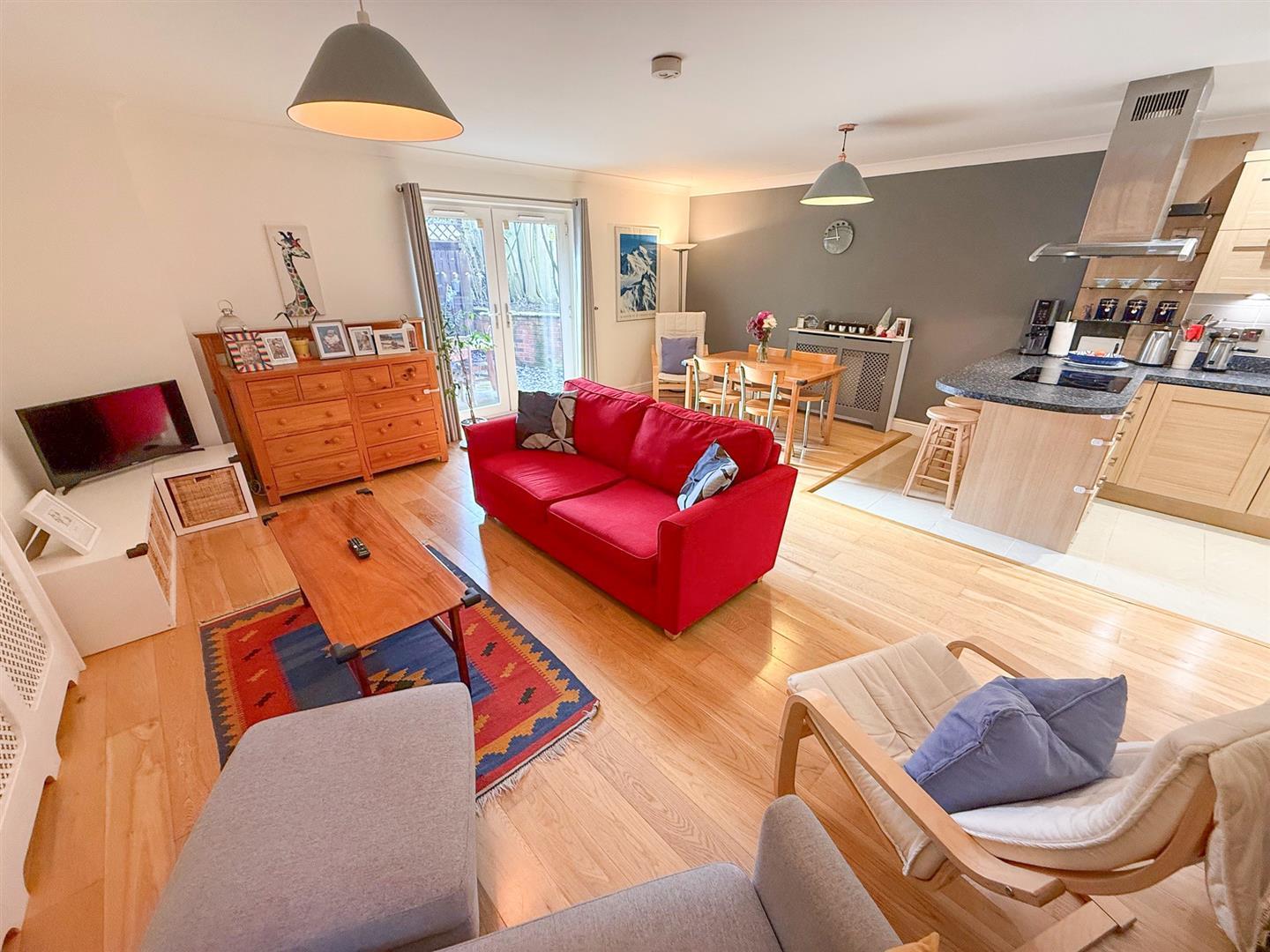 Property Image ea567160-1ffc-4dde-bdbd-4d6f3cb8e32a