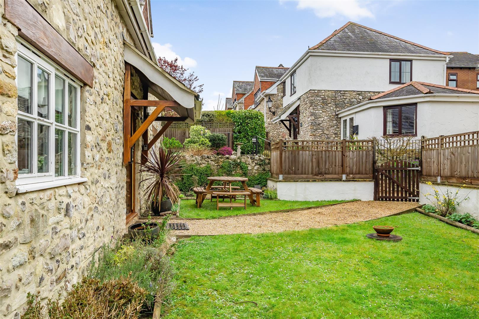 Property Image ea6292cd-8a17-40fa-b956-c9e65bda00e9