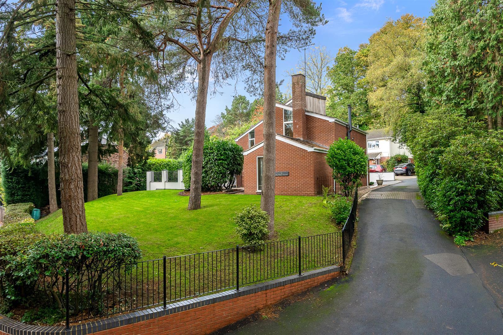 Property Image ea6556cb-285c-4024-bbbb-8e40b8891260