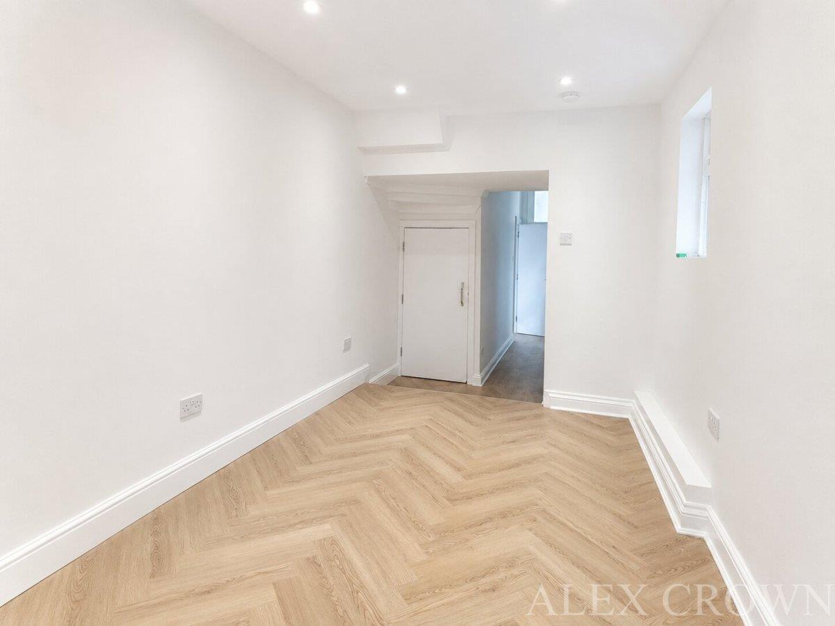 Property Image ea764b94-475f-40e8-a7af-e6d9b2a9a427
