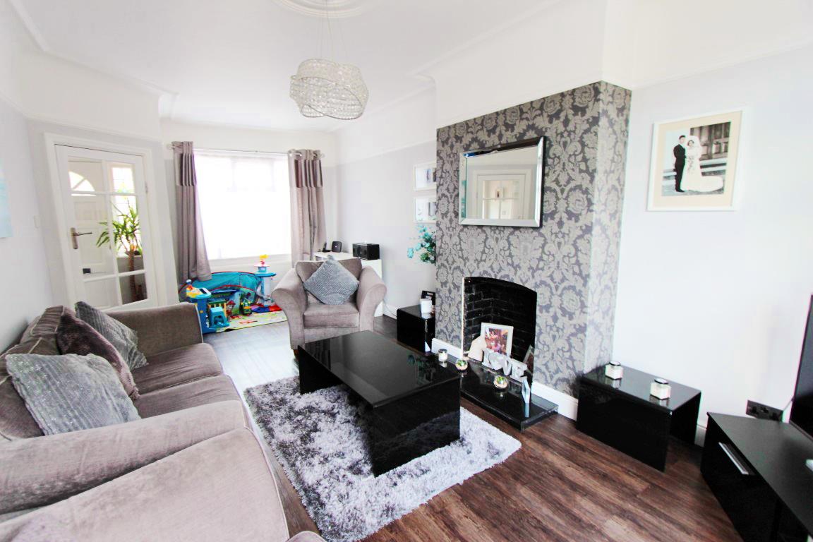 Property Image ea76f8f4-8647-4aef-92e4-74e2db64d334