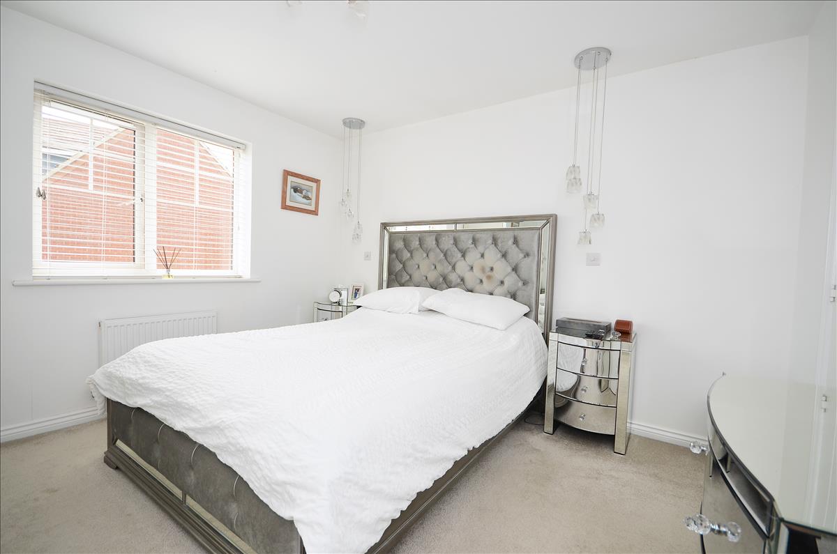 Property Image ea7b2937-6917-469d-bfc1-2d2c17b86d05