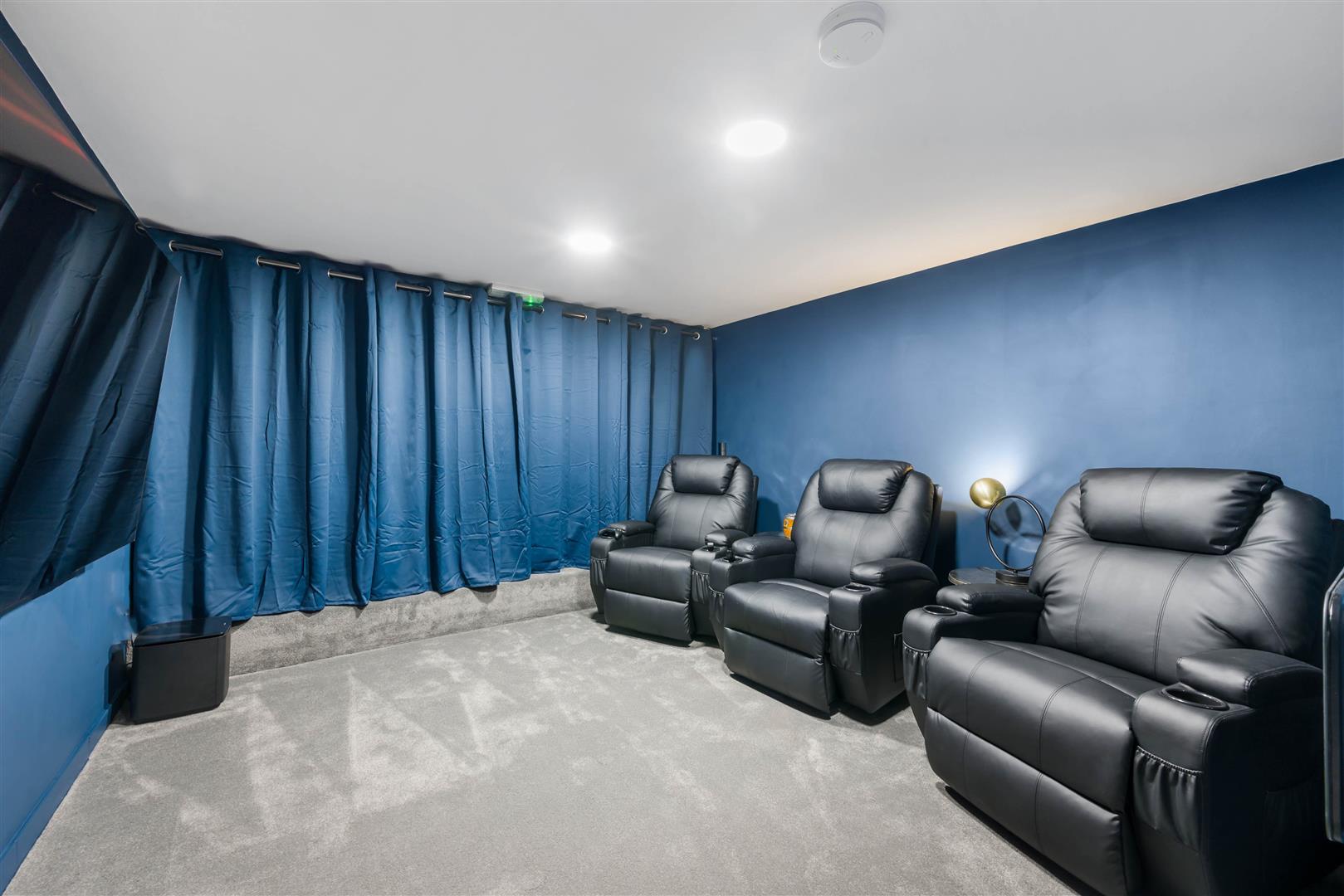 Property Image ea829554-266a-4518-9873-505ae97fdefb