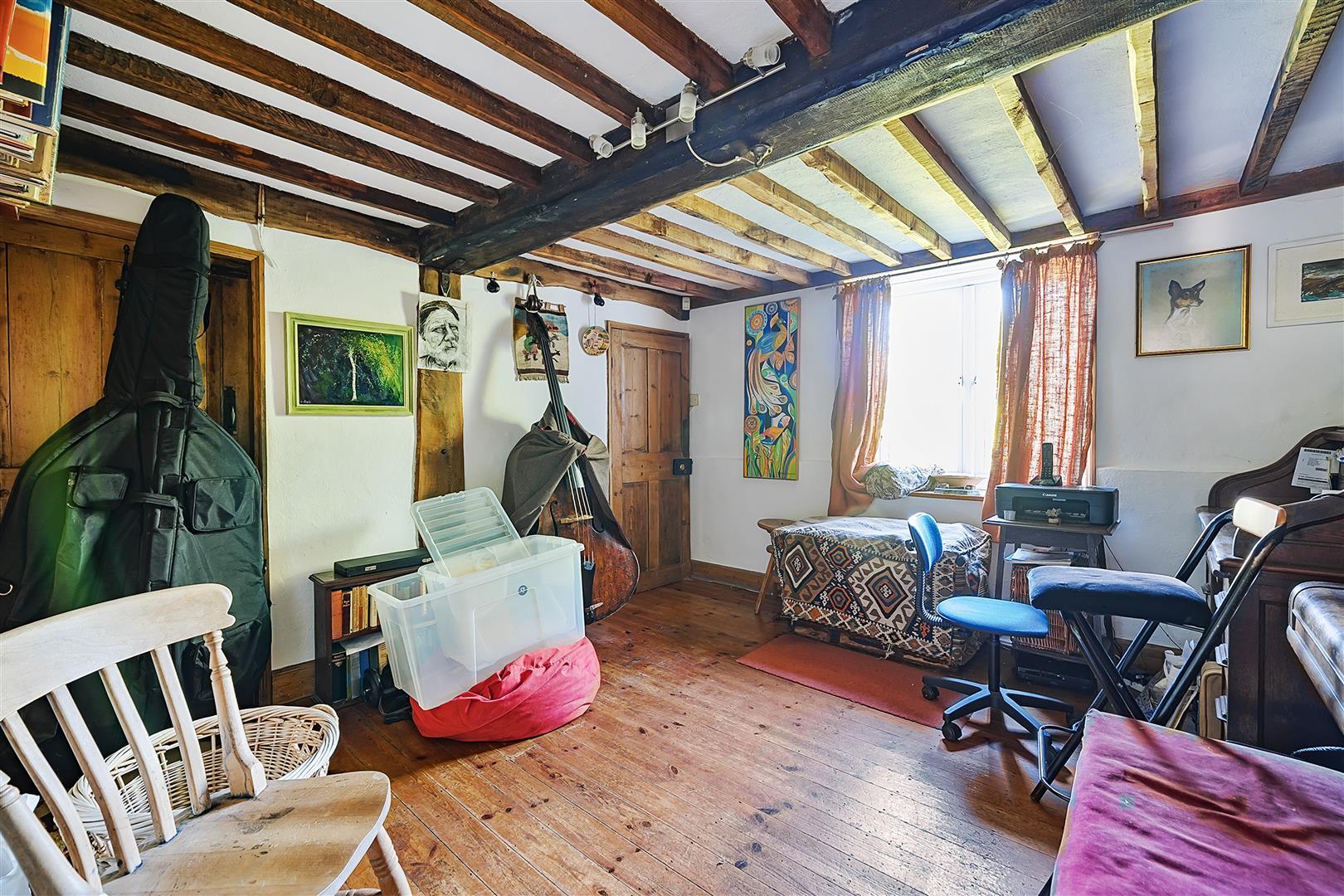 Property Image ea8d2f8e-ef2e-4300-bf2f-9ce2826cde7d