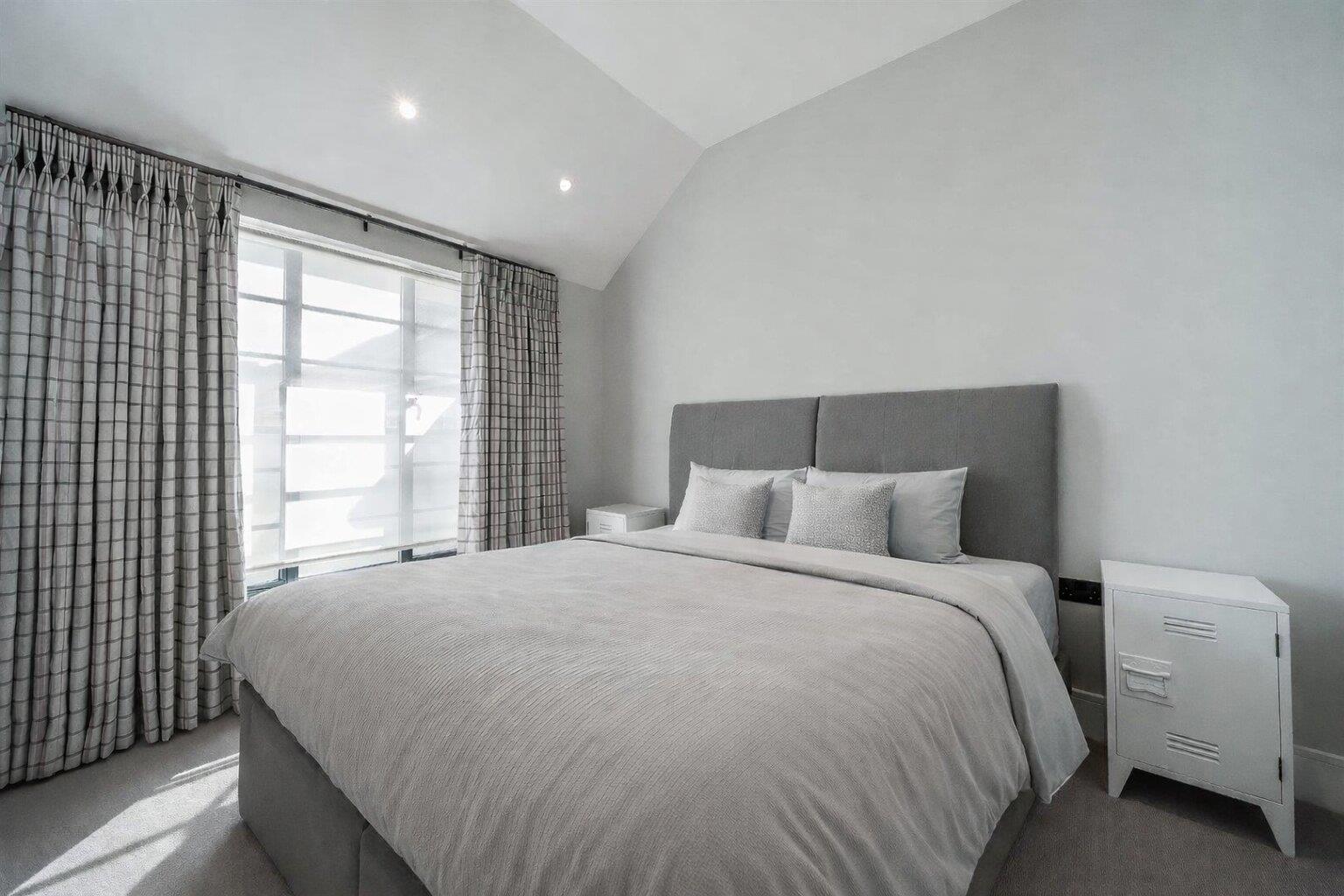 Property Image ea943527-b136-4d75-90b4-93b7ed9a33a5