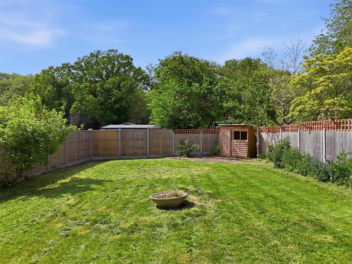 Property Image eaaf8e89-8d29-42f8-a1f0-e61fef9bb044