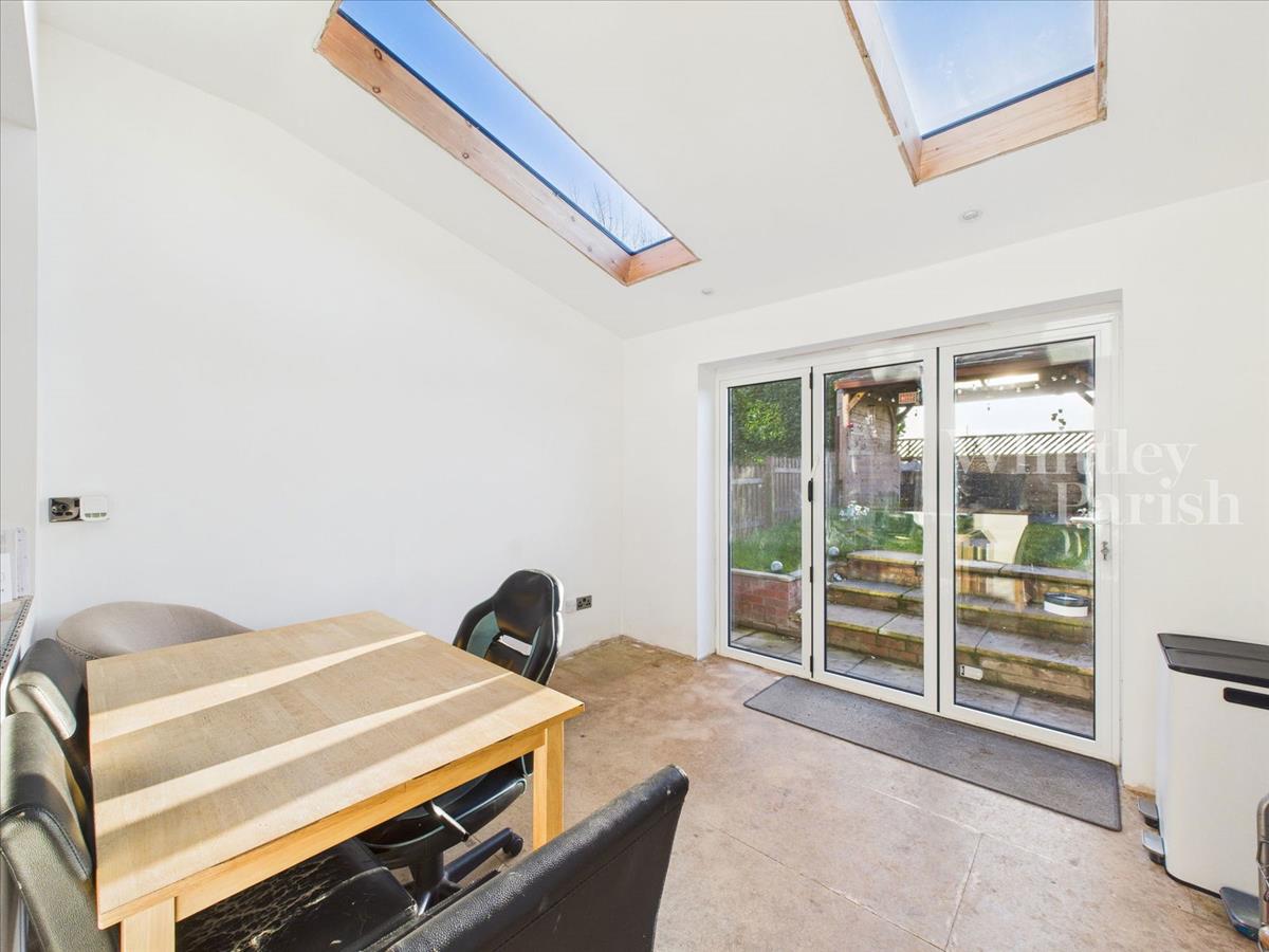Property Image eac8f085-52e7-4227-9a0a-3e0b21e75d3c