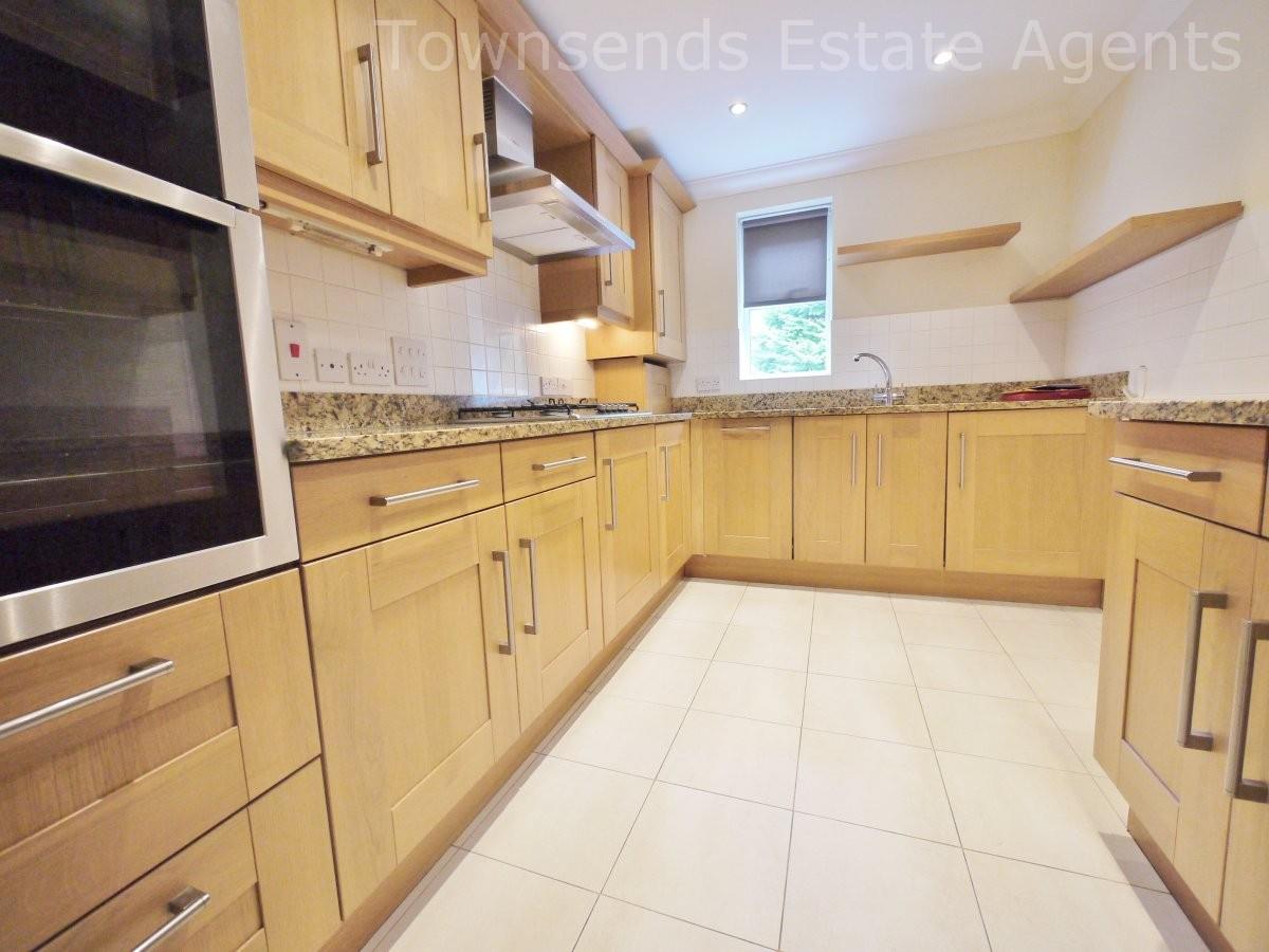 Property Image ead750dd-517f-4cad-933b-e03899c00278