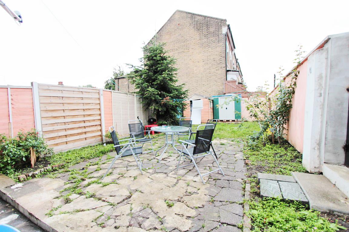 Property Image ead7e5de-11fd-4332-b7d1-8c5eecf77ffa